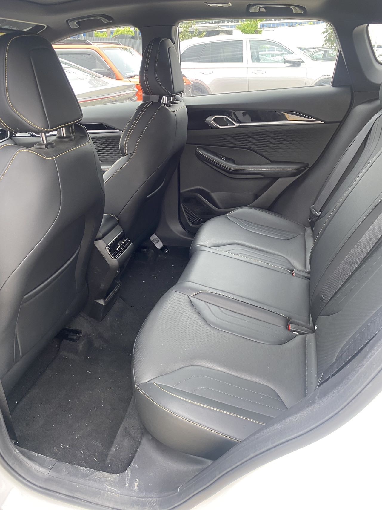 GEELY Coolray 2025 #2 GEELY Coolray 2025 image de voiture #2