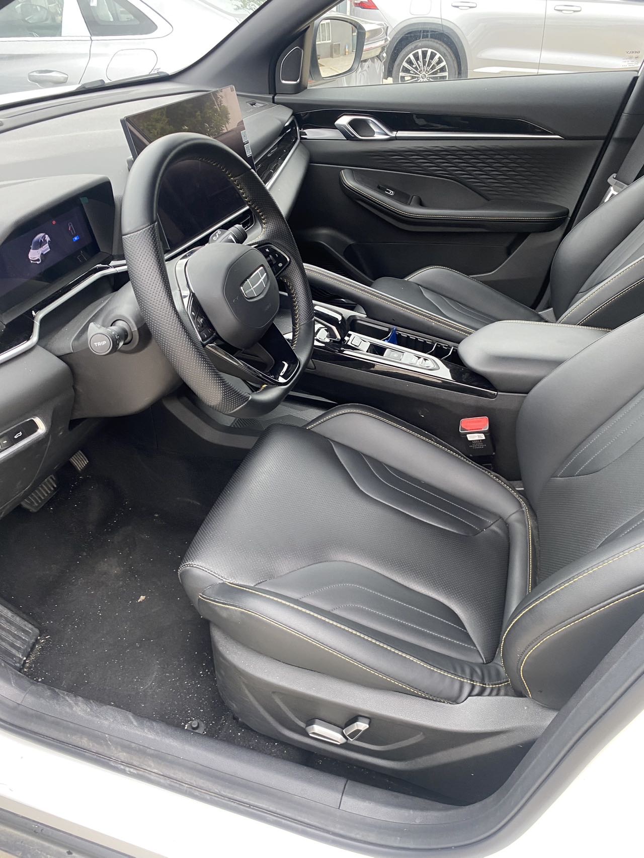 GEELY Coolray 2025 #3 GEELY Coolray 2025 image de voiture #3