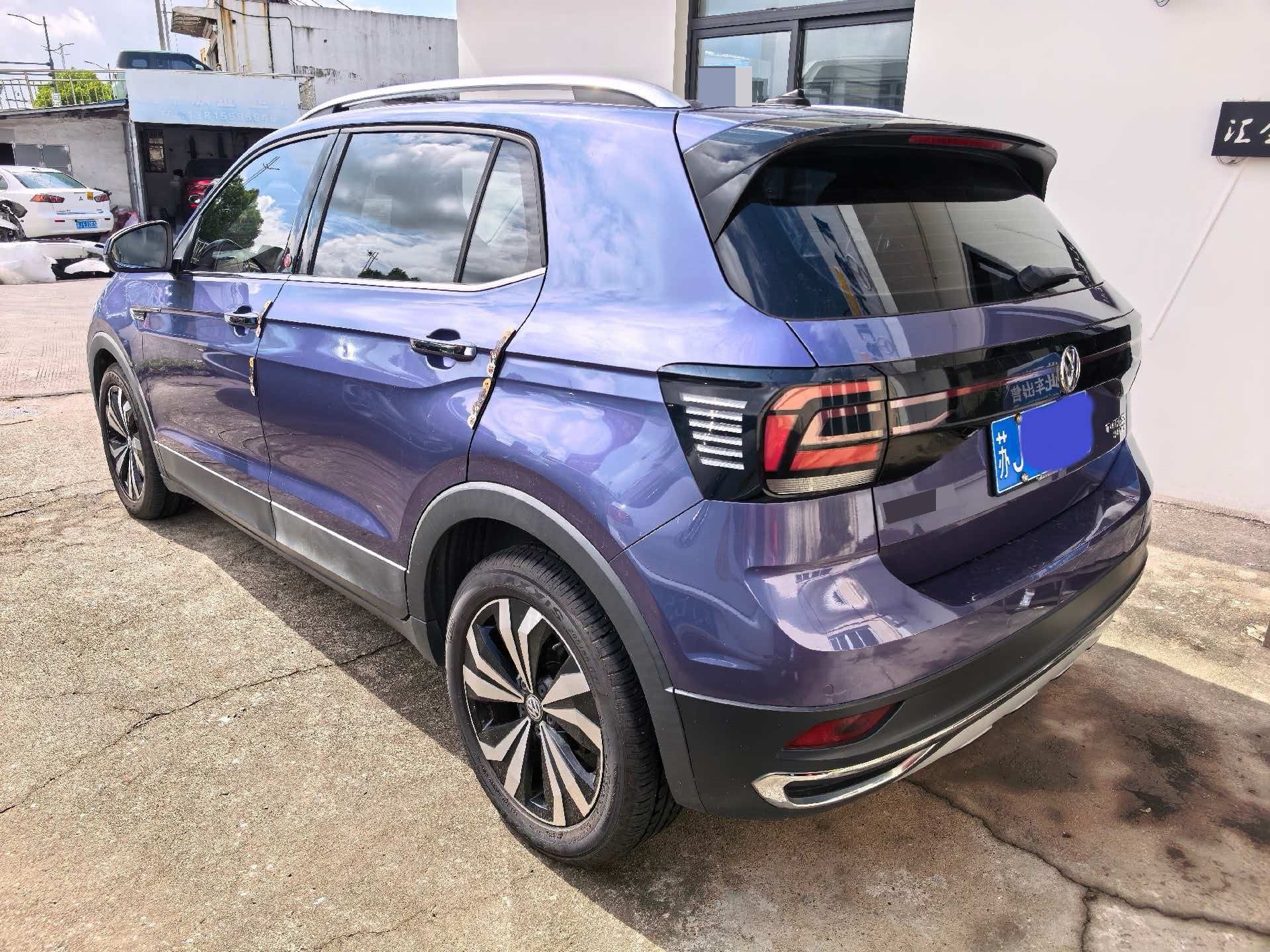 Volkswagen T-Cross 2019 #8 Volkswagen T-Cross 2019 car image #8