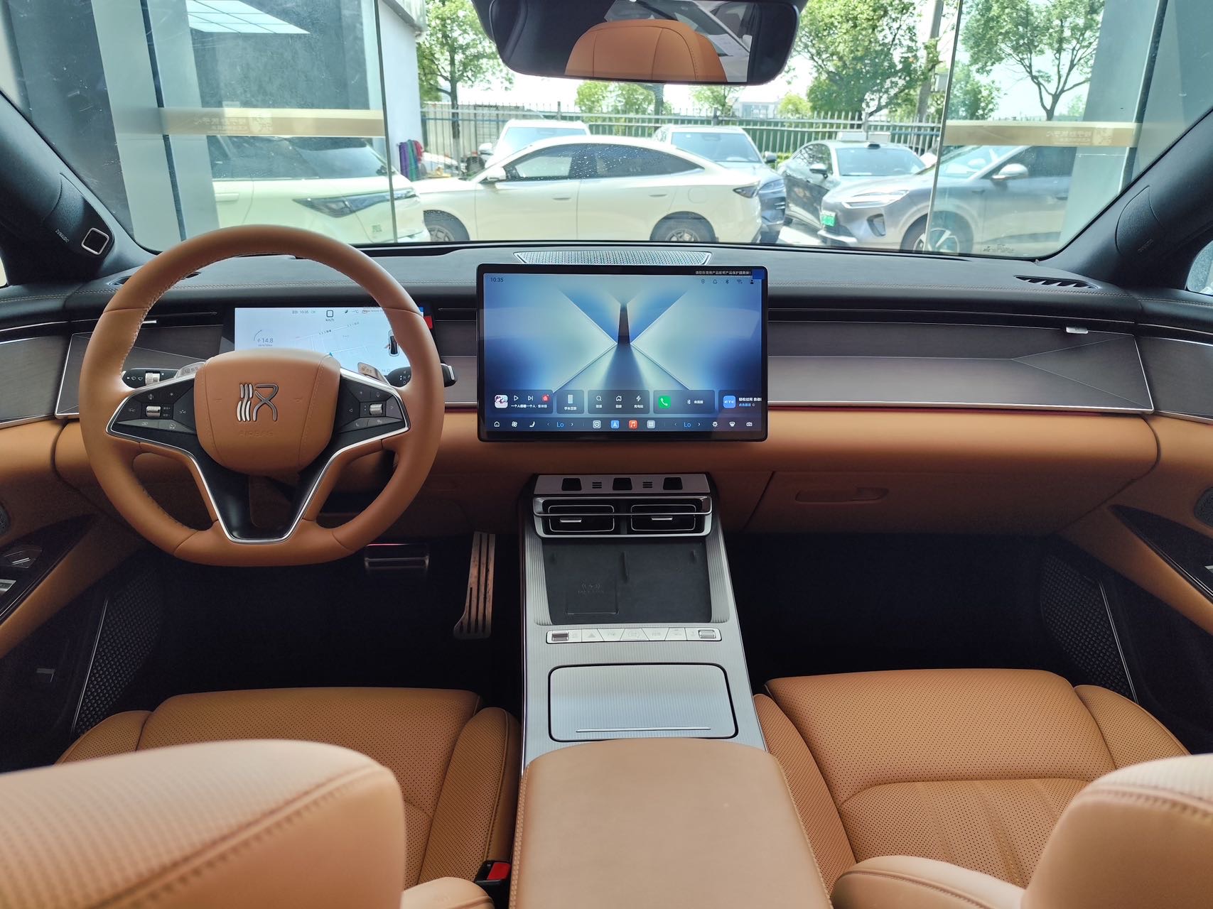 BYD HanL 2025 car image #6