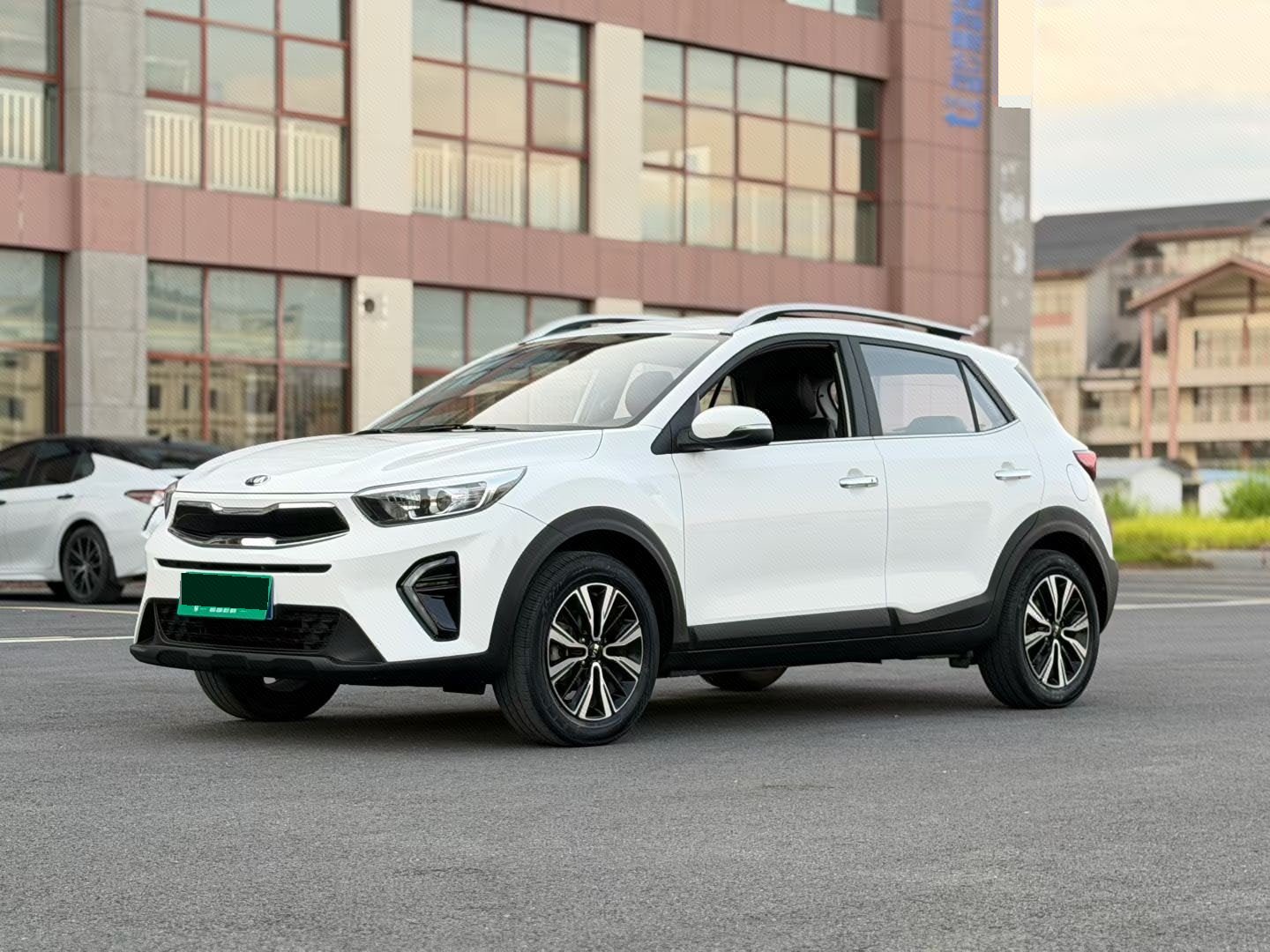 Kia KX1 2019 Kia KX1 2019 car image