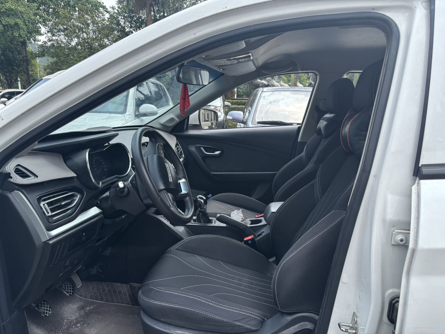 Jetour X70M 2020 #3 Jetour X70M 2020 car image #3