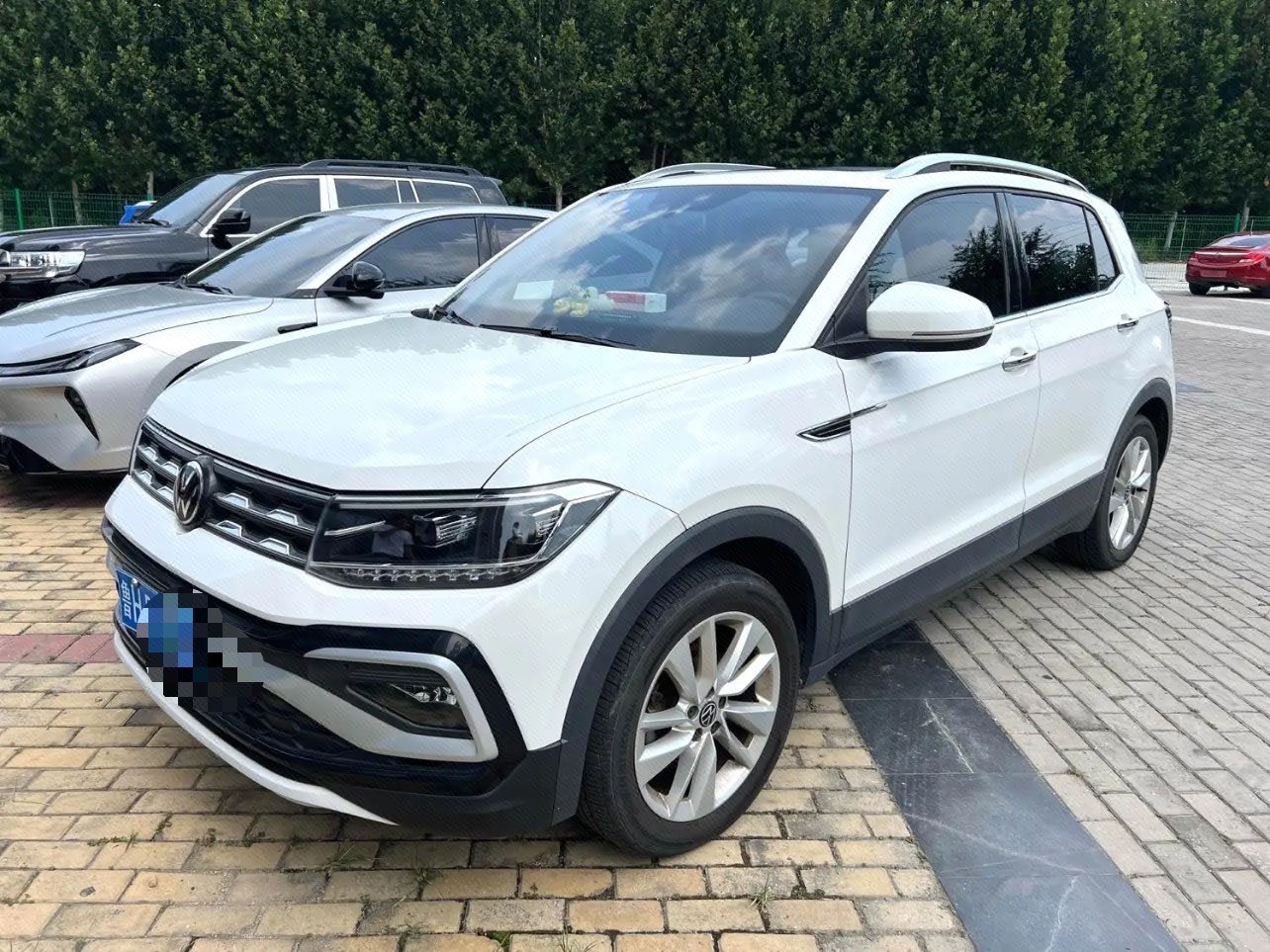 Volkswagen T-Cross 2021 Volkswagen T-Cross 2021 car image