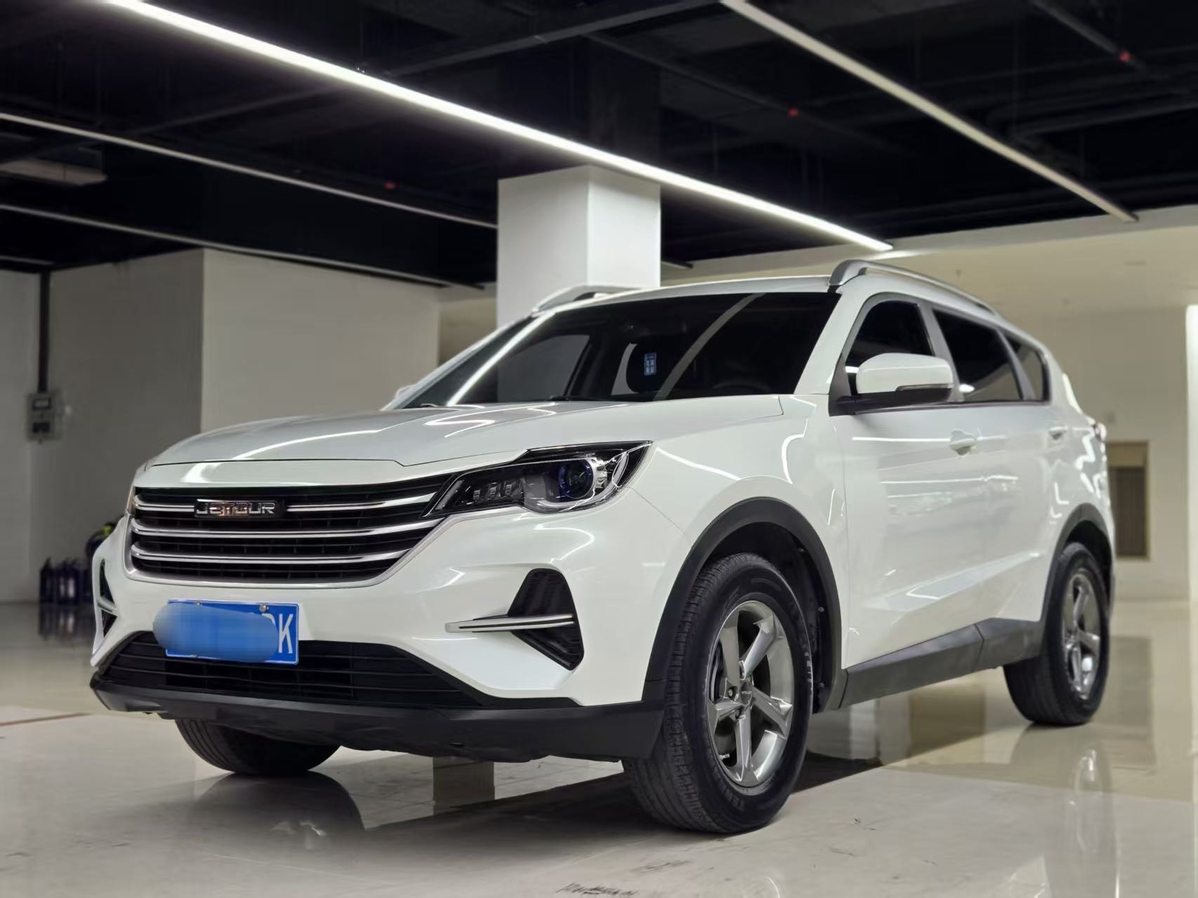 Jetour X70M 2020 Jetour X70M 2020 car image