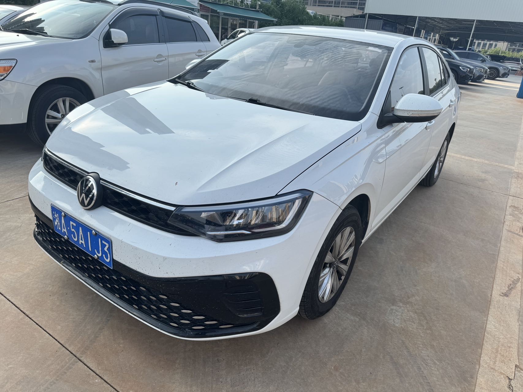 Volkswagen Lavida 2023 car image 