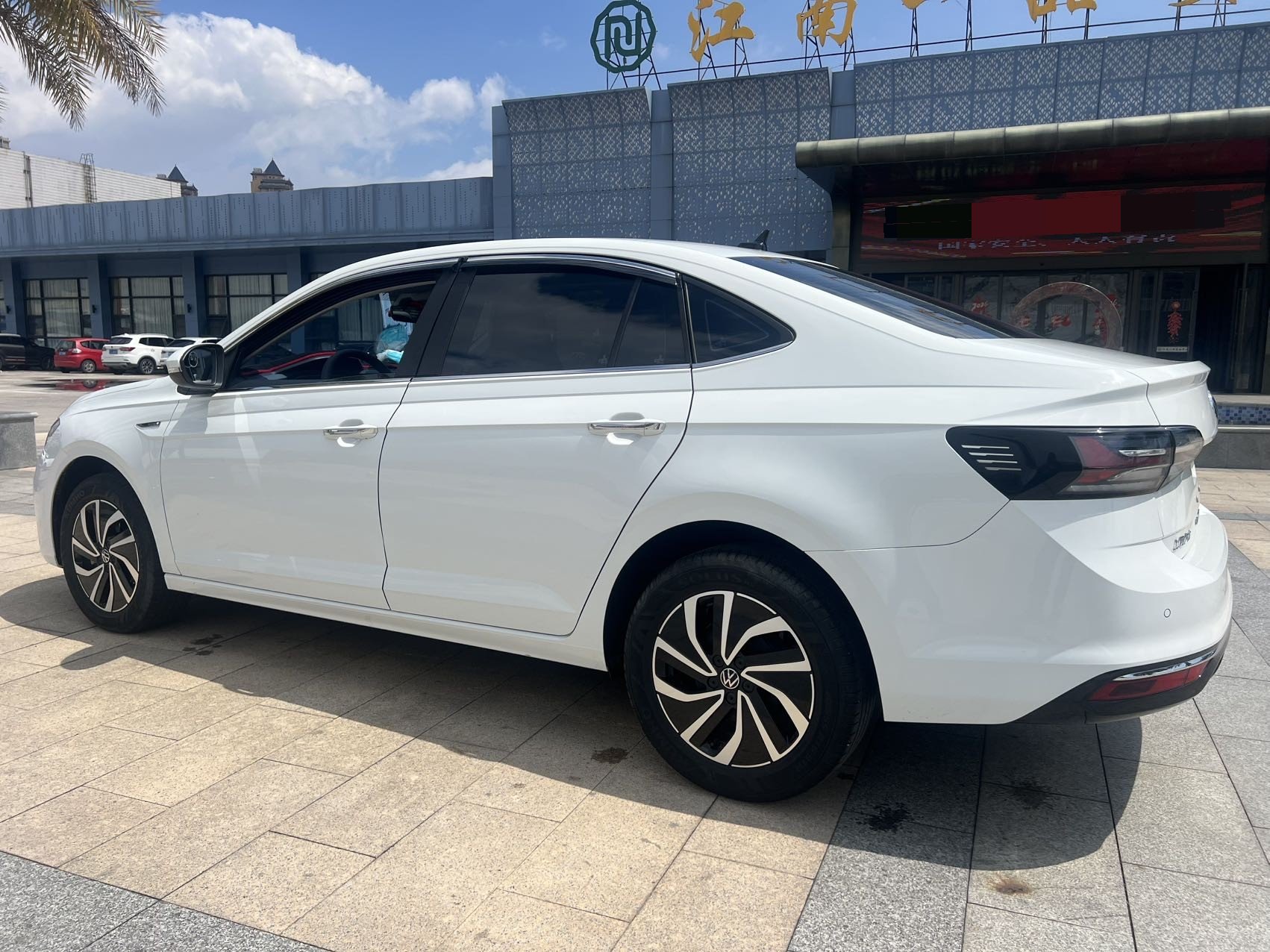 Volkswagen Lavida 2024 immagine di auto #9