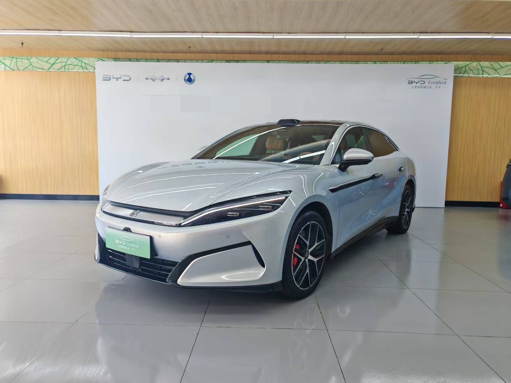 BYD HanL 2025 car image 