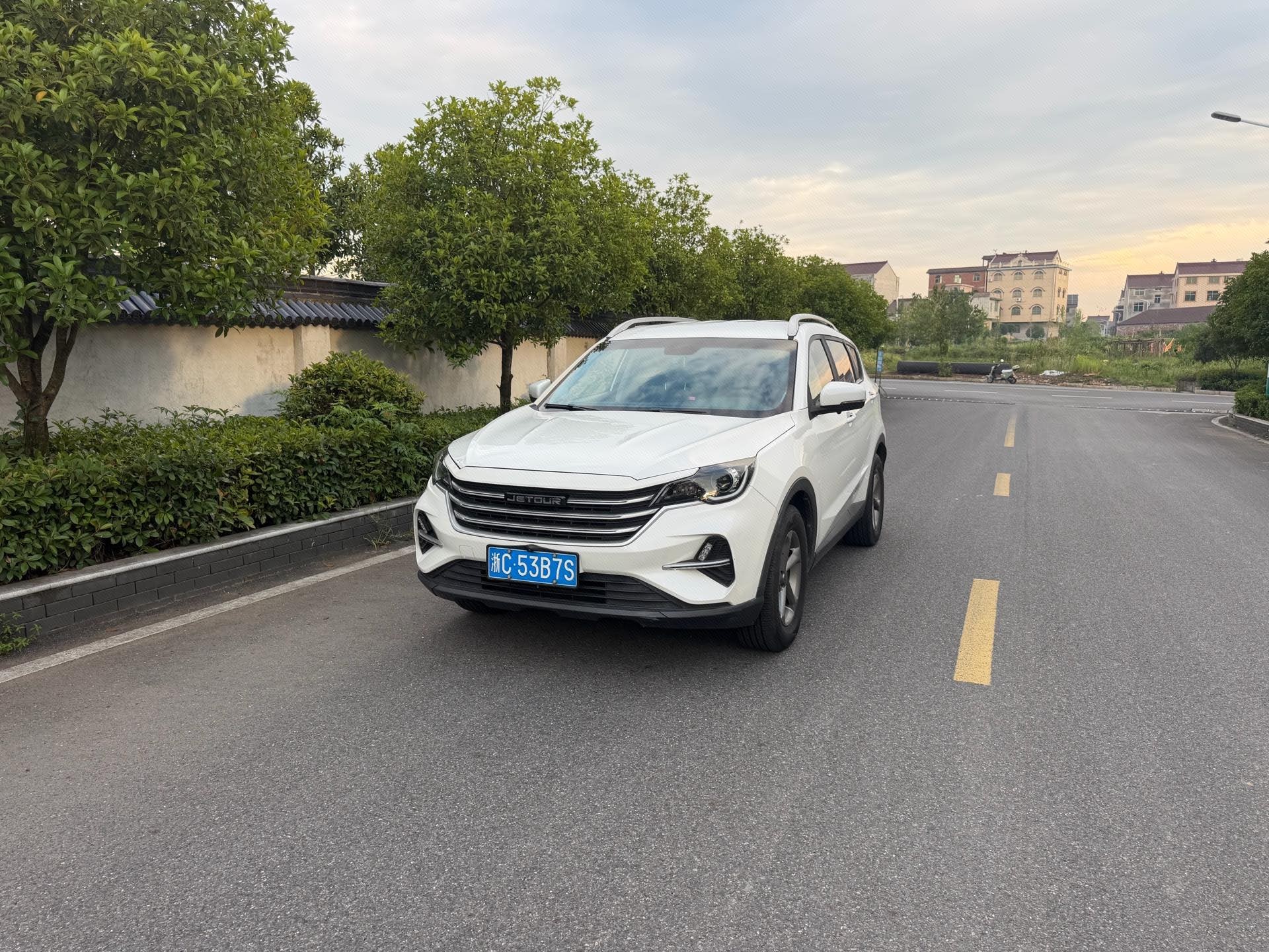 Jetour X70M 2020 Jetour X70M 2020 car image