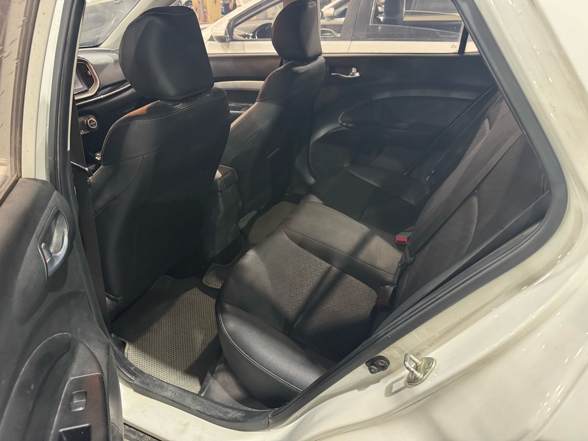 Kia KX1 2019 #3 Kia KX1 2019 car image #3