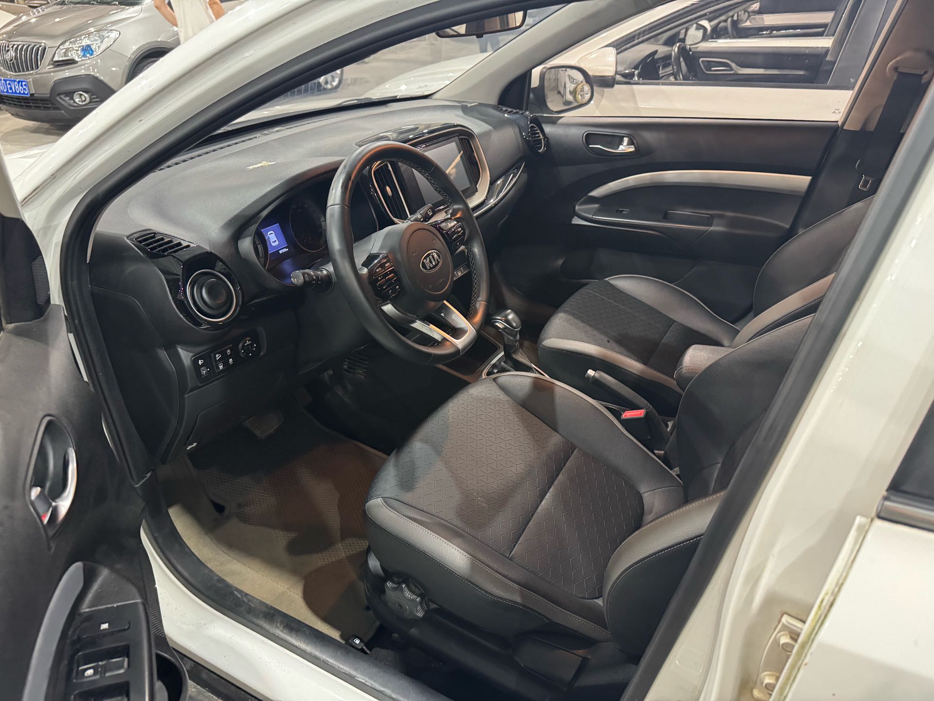 Kia KX1 2019 #2 Kia KX1 2019 car image #2