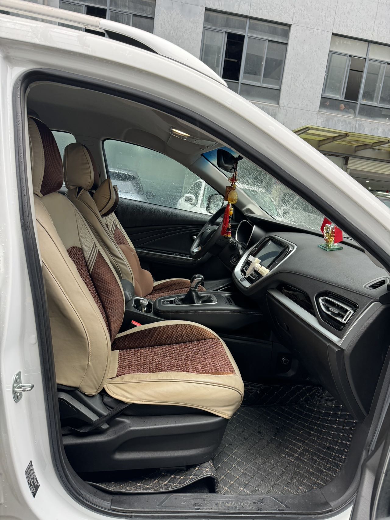 Jetour X70M 2022 car image #5