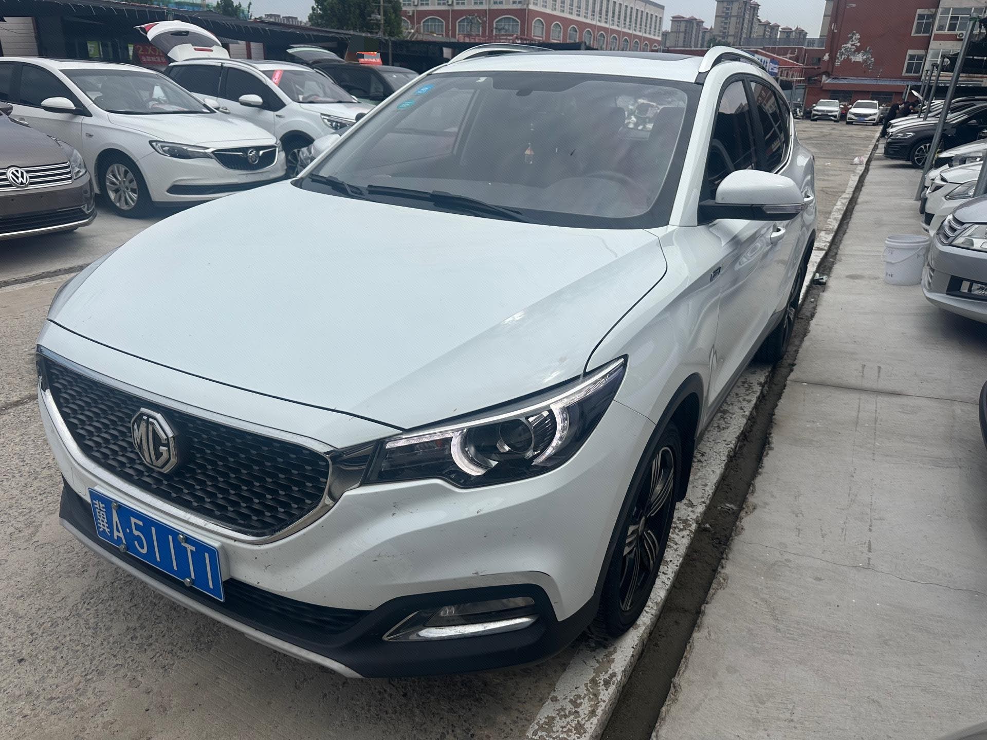 MG ZS 2017 MG ZS 2017 صورة سيارة