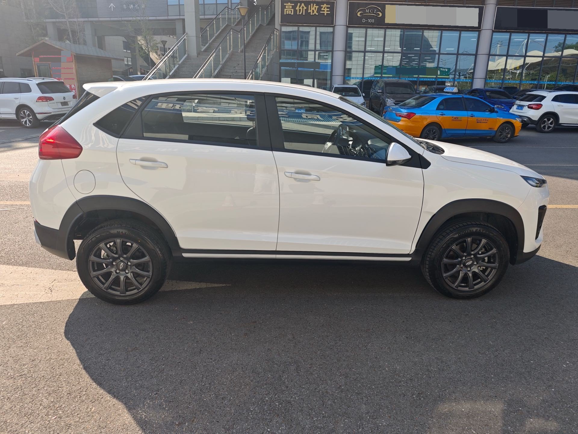 Chery Tiggo 3x 2025 #4 Chery Tiggo 3x 2025 car image #4