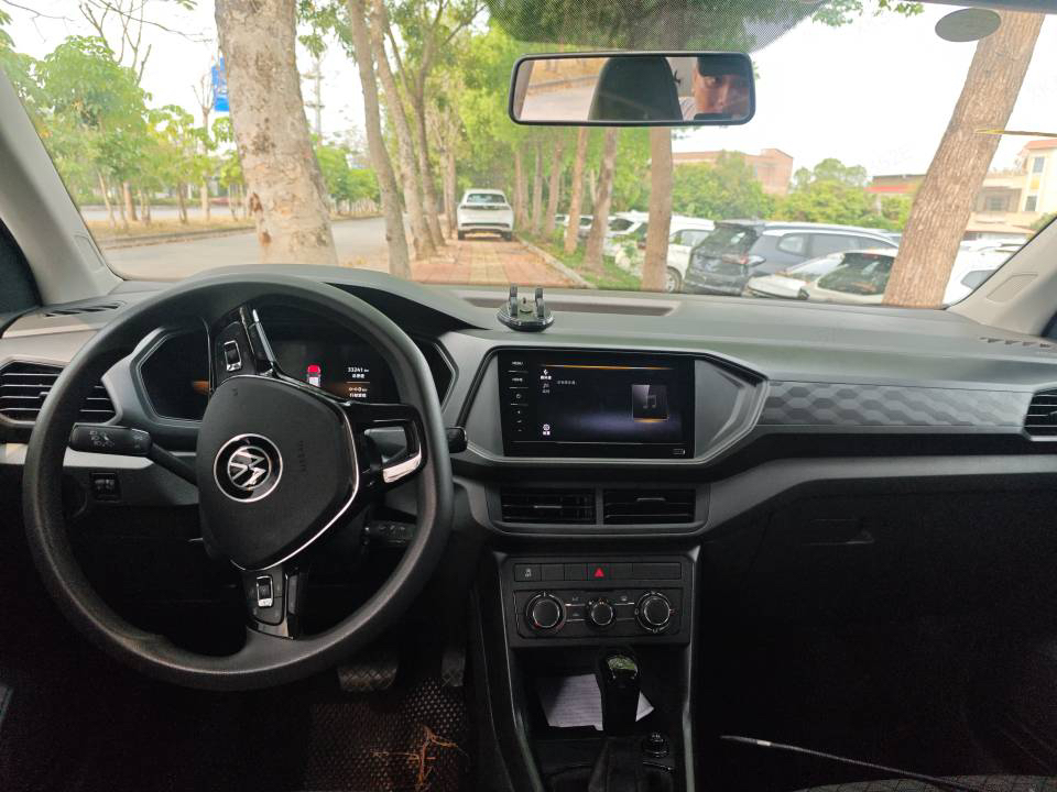 Volkswagen T-Cross 2024 #3 Volkswagen T-Cross 2024 car image #3