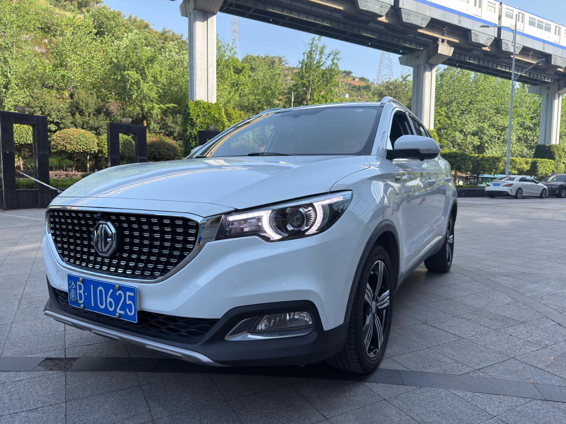 MG ZS 2019 MG ZS 2019 car image