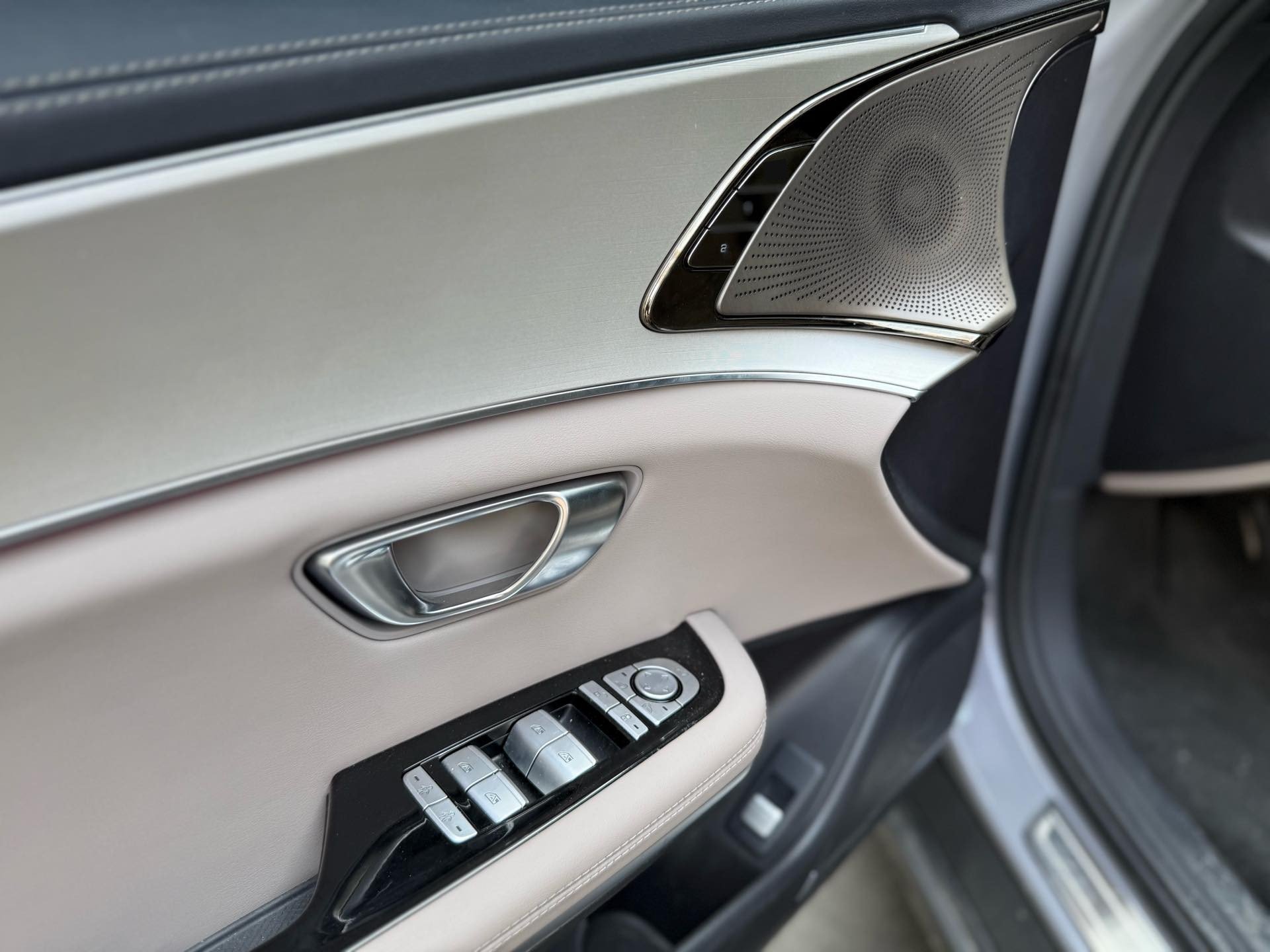 BYD Han 2024 #6 BYD Han 2024 car image #6