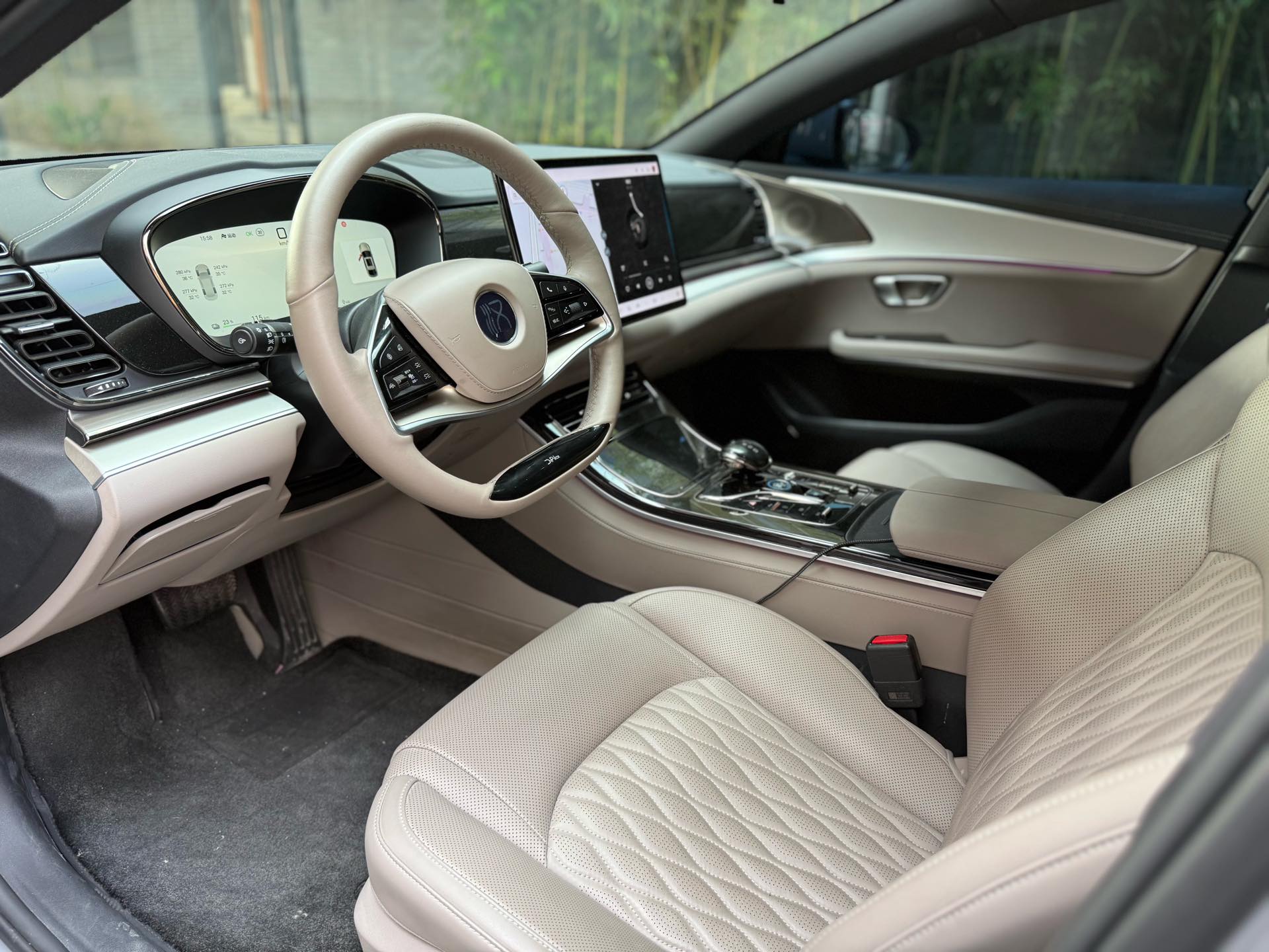 BYD Han 2024 #5 BYD Han 2024 car image #5