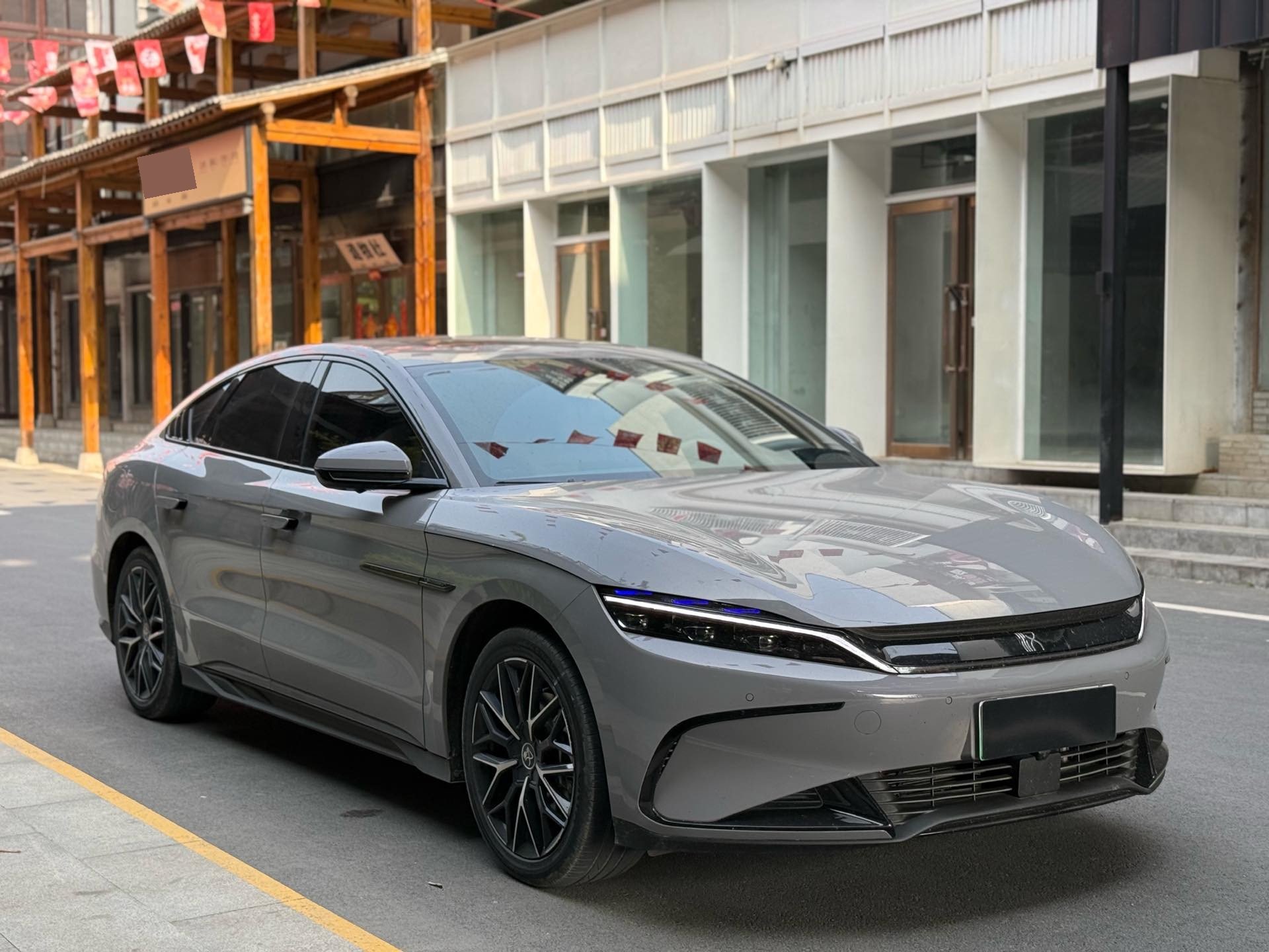 BYD Han 2024 #3 BYD Han 2024 car image #3