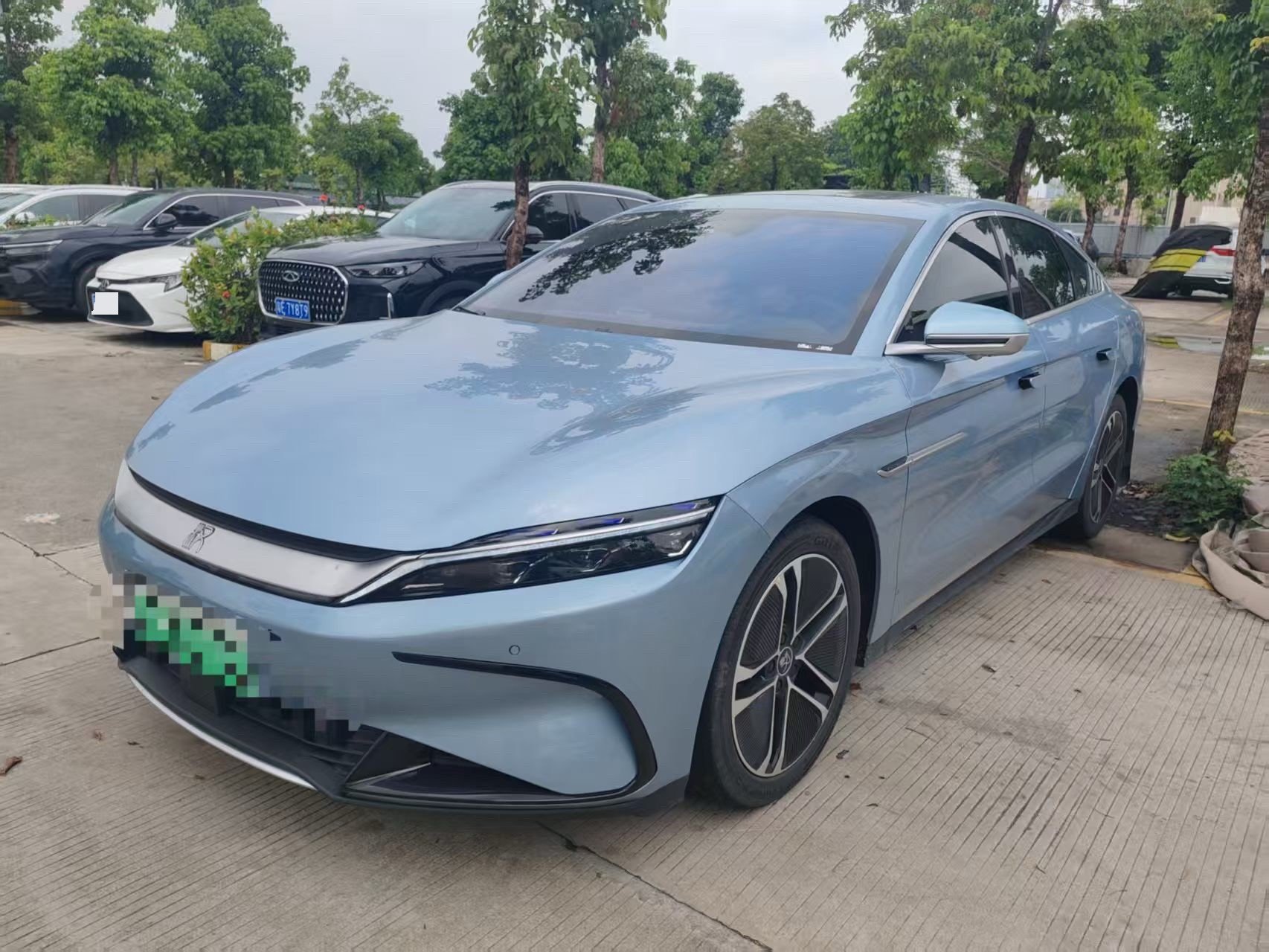 BYD Han 2023 BYD Han 2023 car image