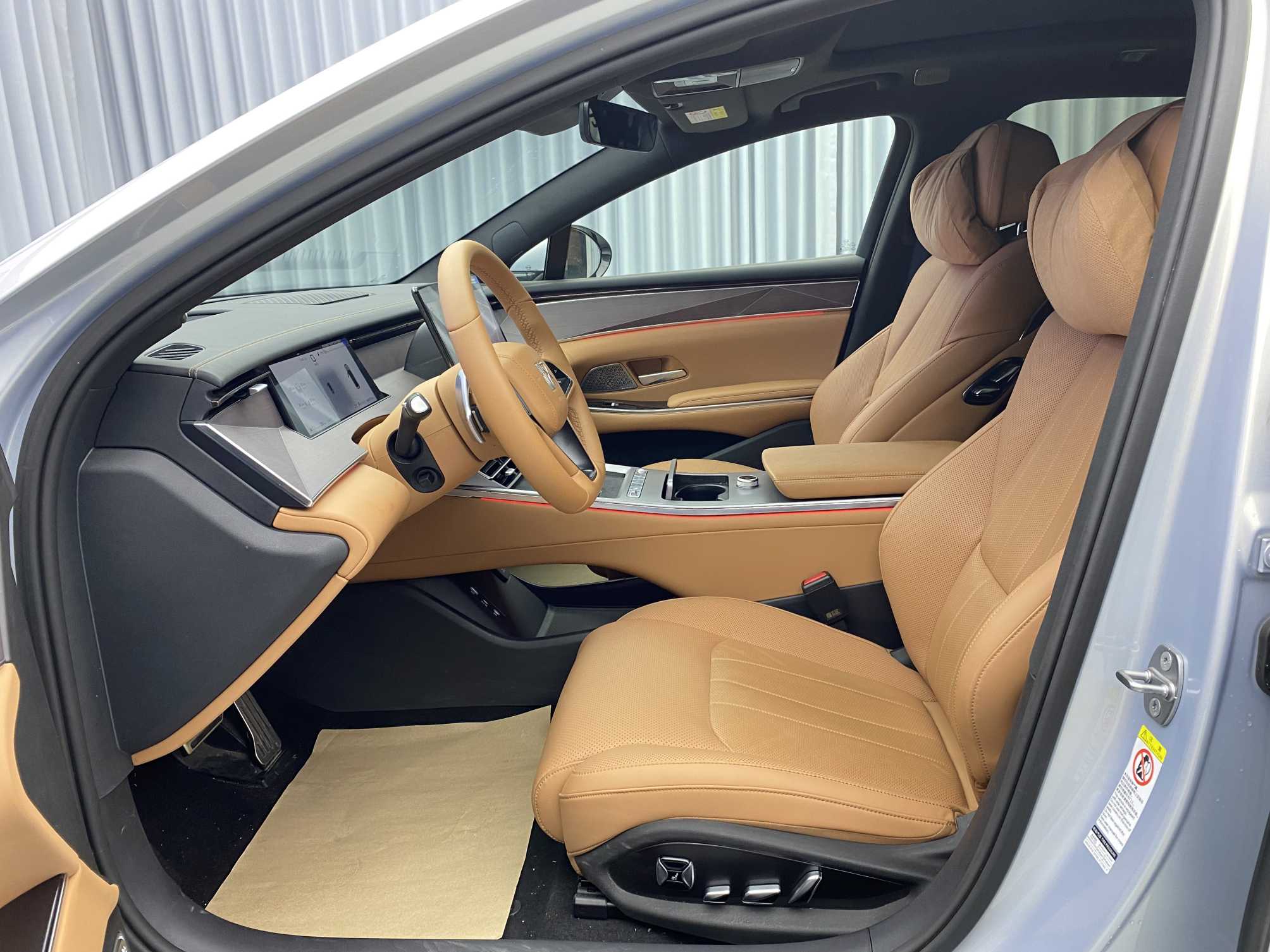 BYD HanL 2025 car image #7