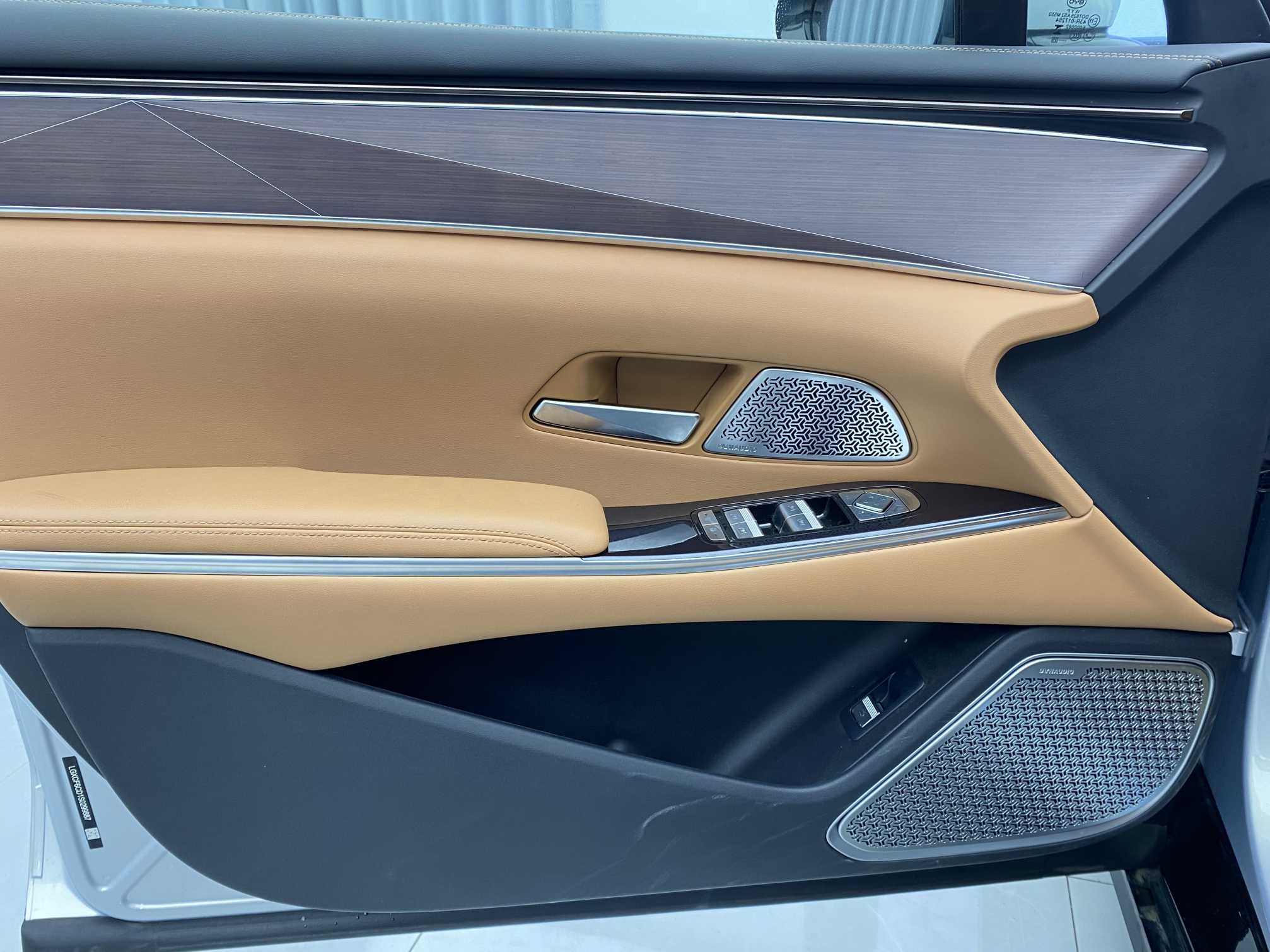 BYD HanL 2025 car image #8