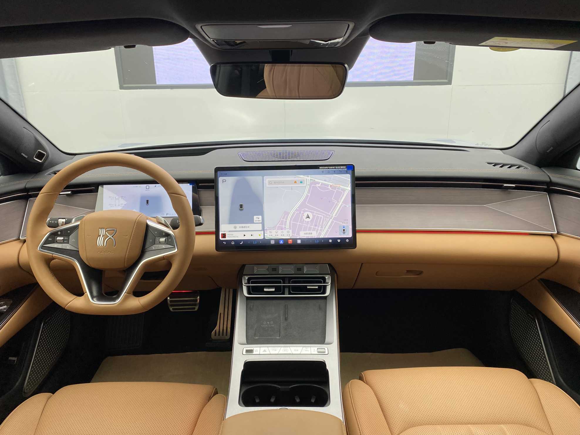 BYD HanL 2025 car image #12