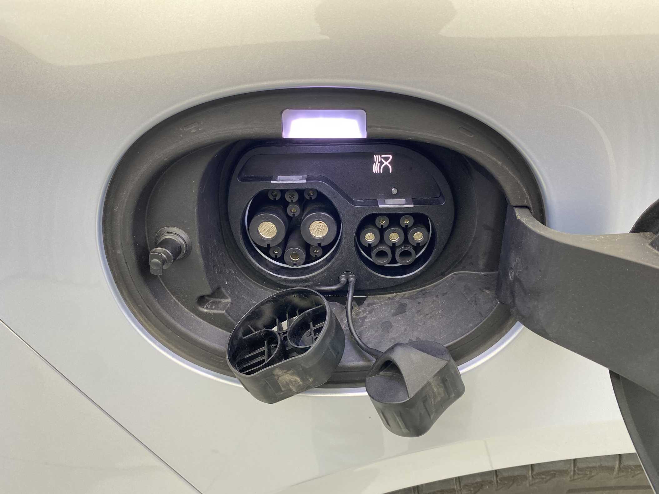 BYD HanL 2025 car image #22