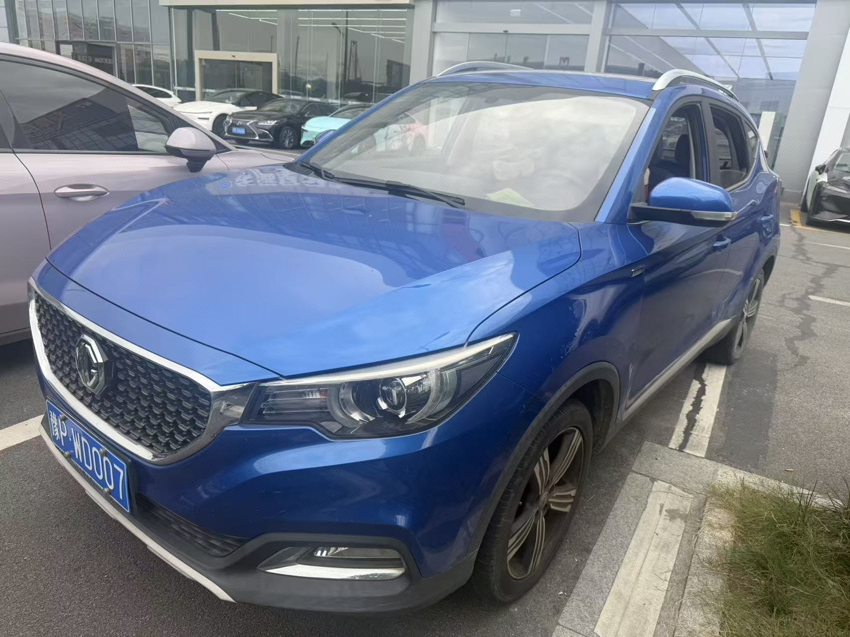MG ZS 2019 MG ZS 2019 car image