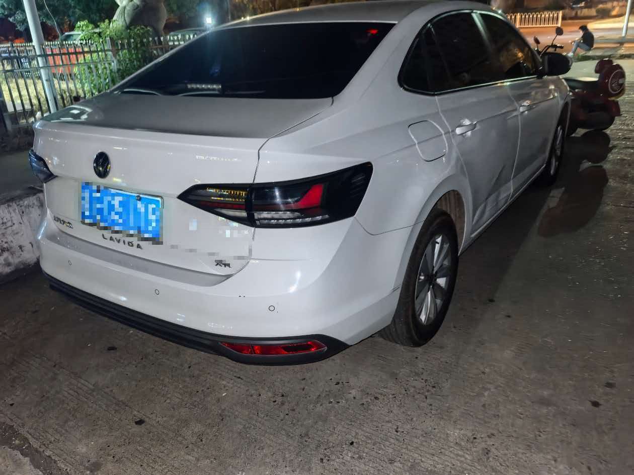 Volkswagen Lavida 2025 car image #2