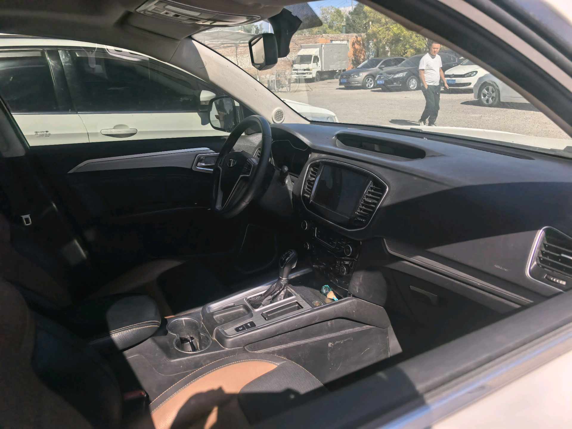GEELY Vision X6 2018 #4 GEELY Vision X6 2018 car image #4