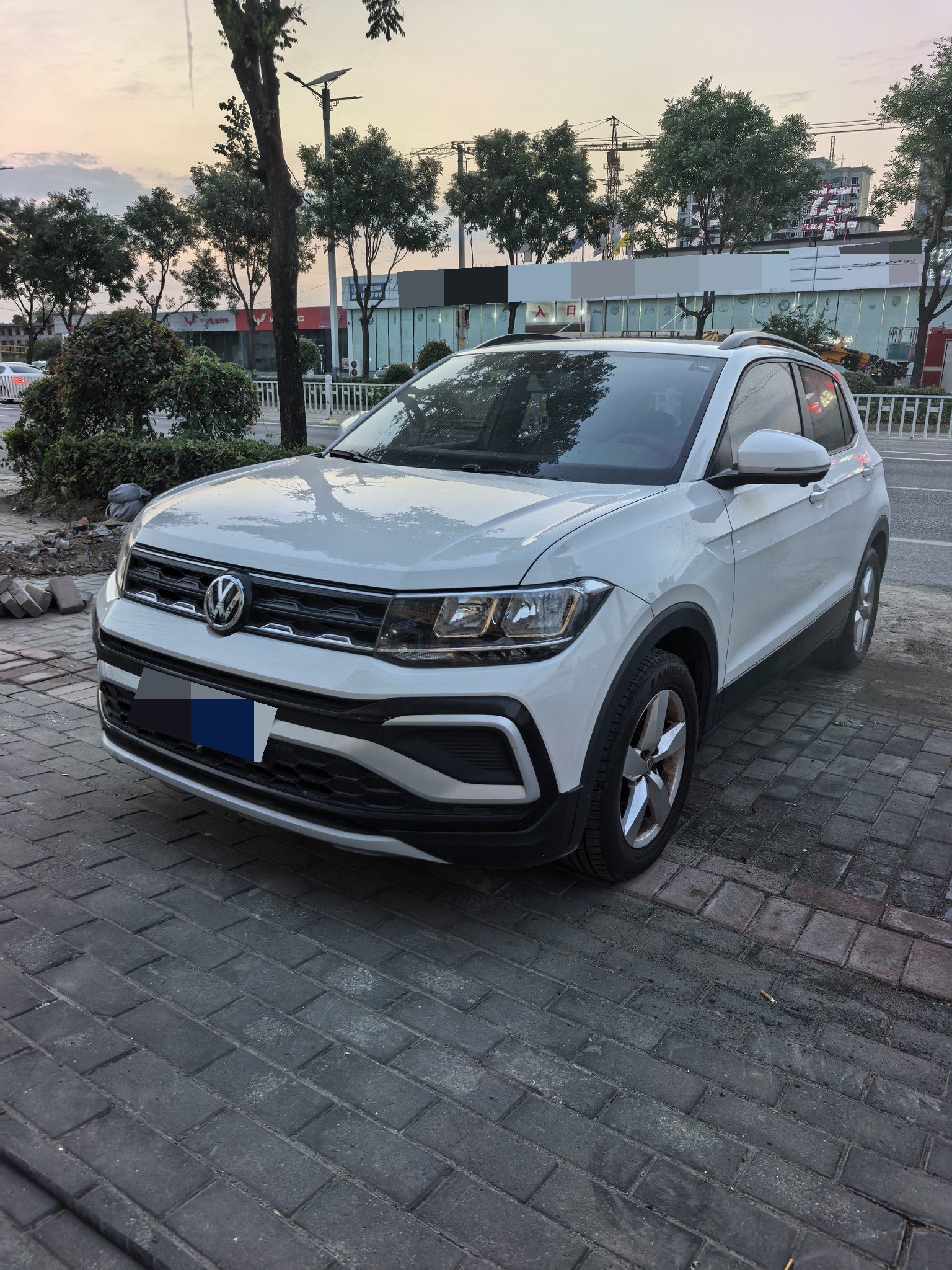 Volkswagen T-Cross 2020 Volkswagen T-Cross 2020 car image