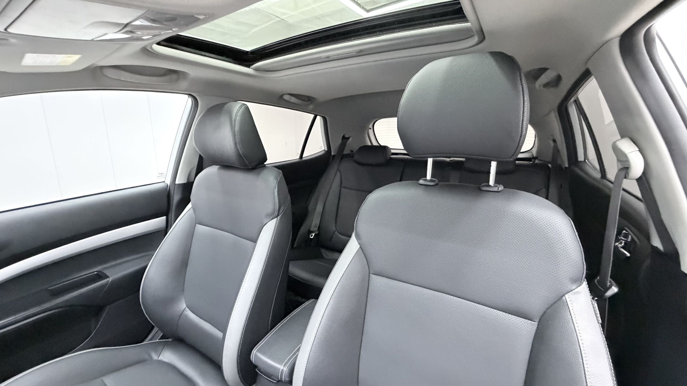 Kia KX1 2023 car image #8
