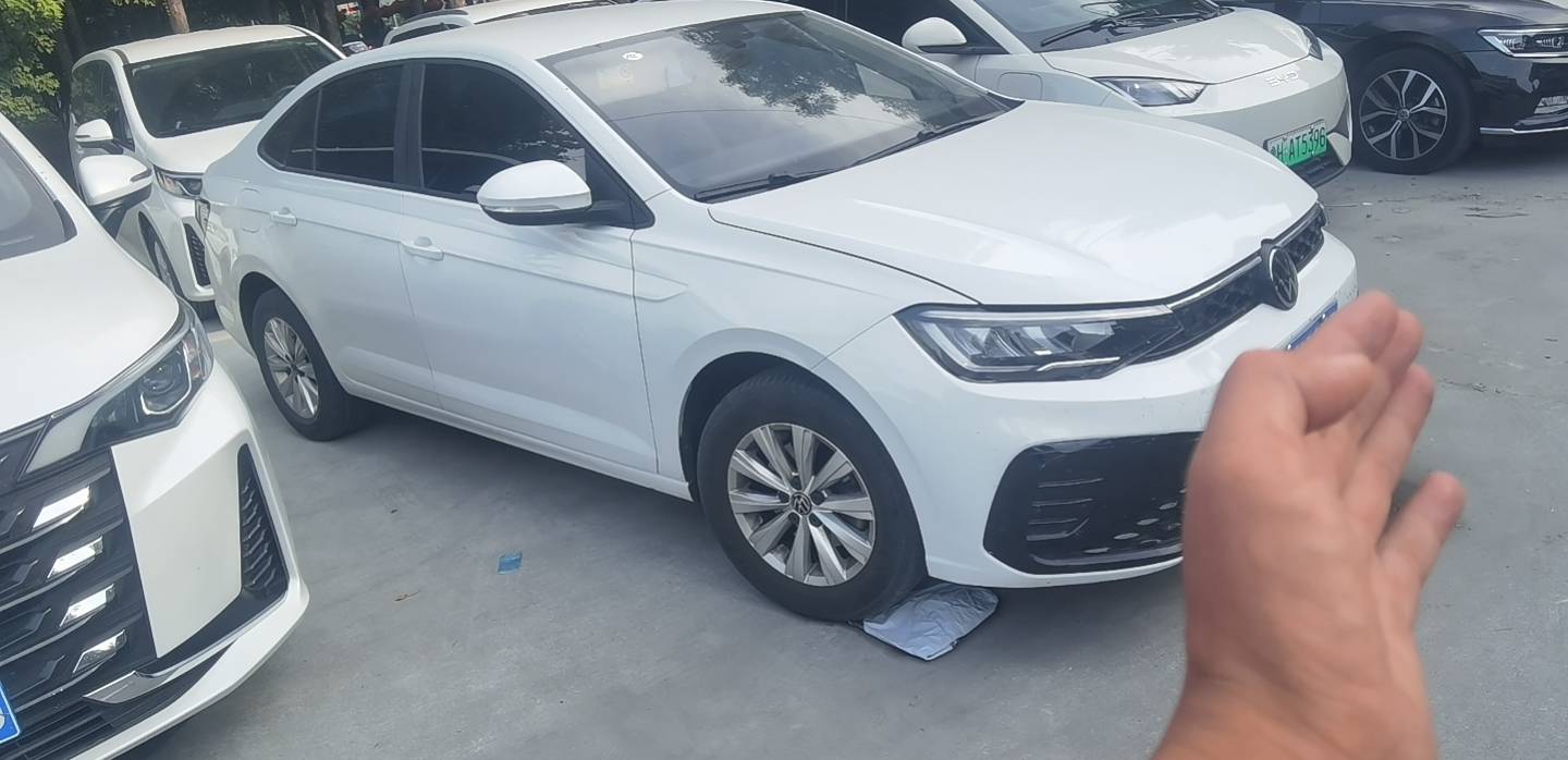 Volkswagen Lavida 2025 #3 Volkswagen Lavida 2025 car image #3