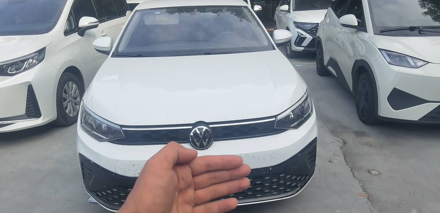 Volkswagen Lavida 2024 صورة سيارة #2