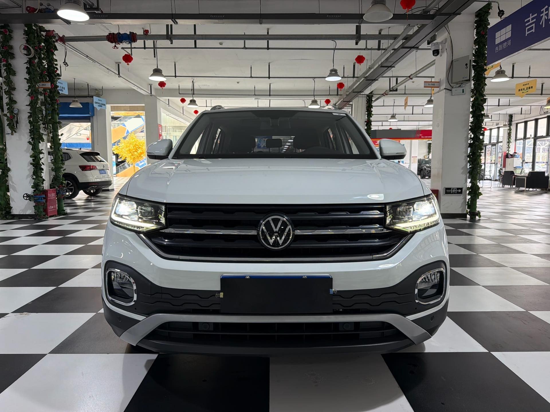 Volkswagen Tacqua 2022 #2 Volkswagen Tacqua 2022 изображение автомобиля #2