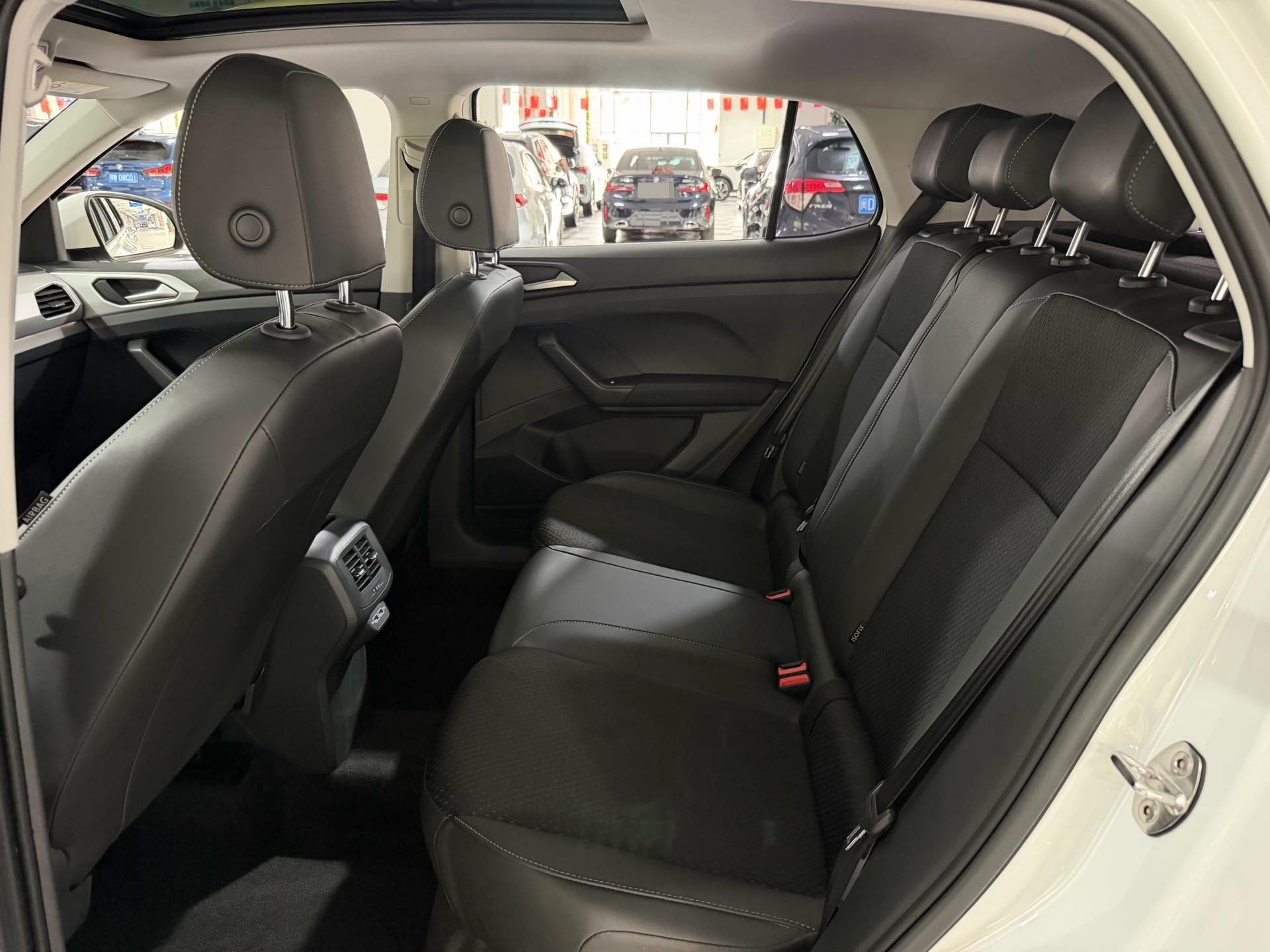Volkswagen Tacqua 2022 #8 Volkswagen Tacqua 2022 изображение автомобиля #8