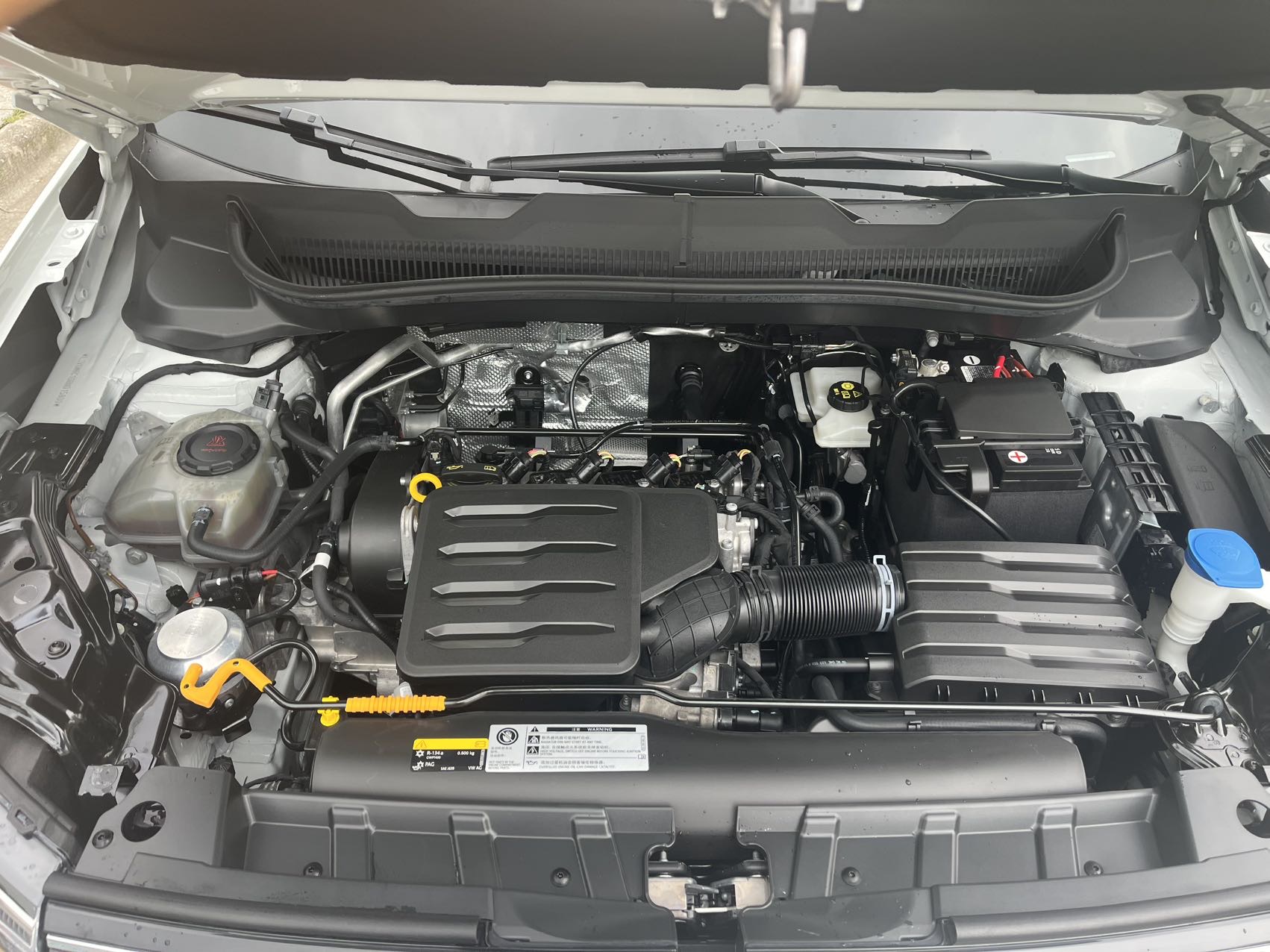 Volkswagen T-Cross 2024 car image #9