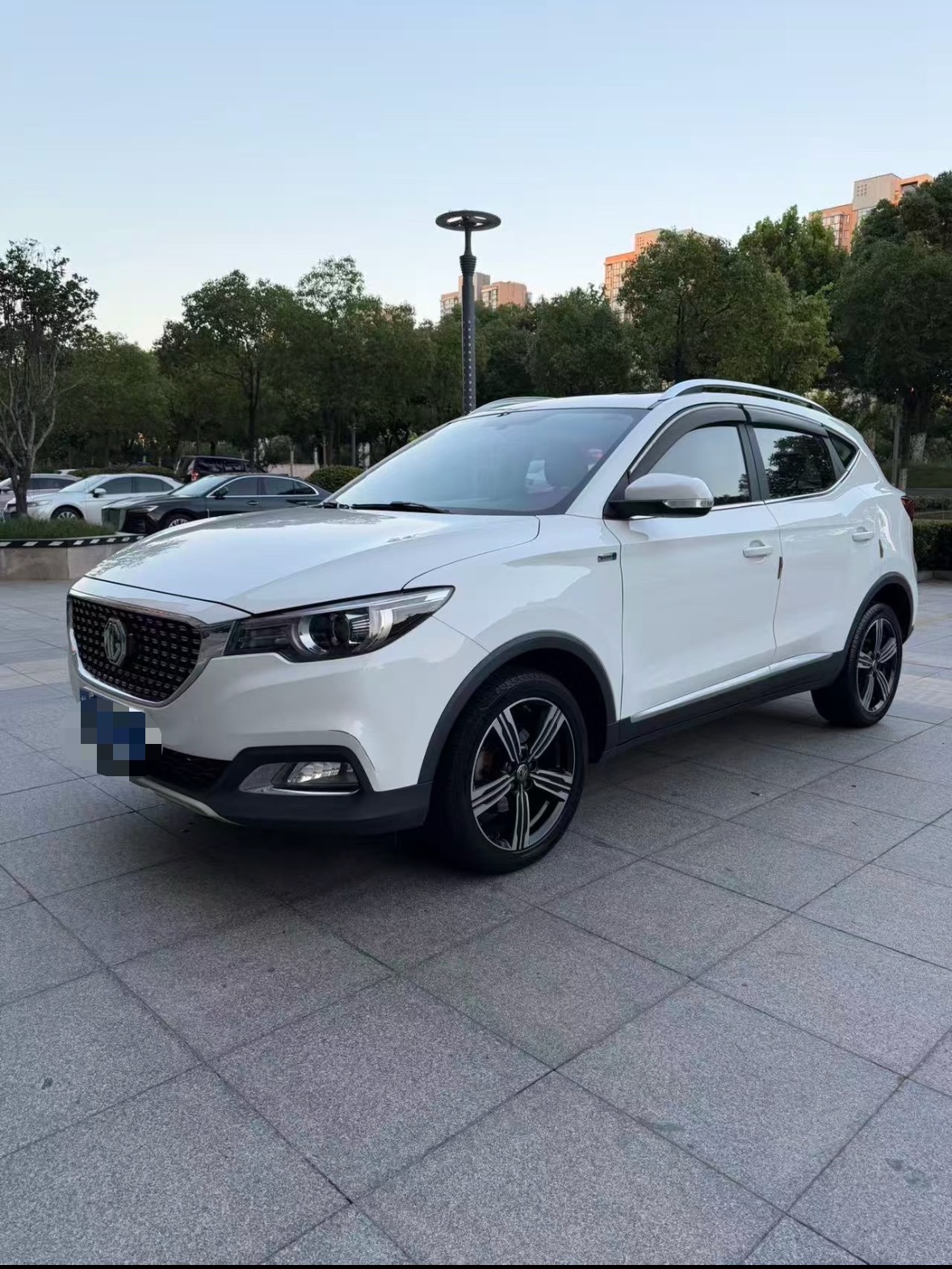 MG ZS 2019 MG ZS 2019 car image