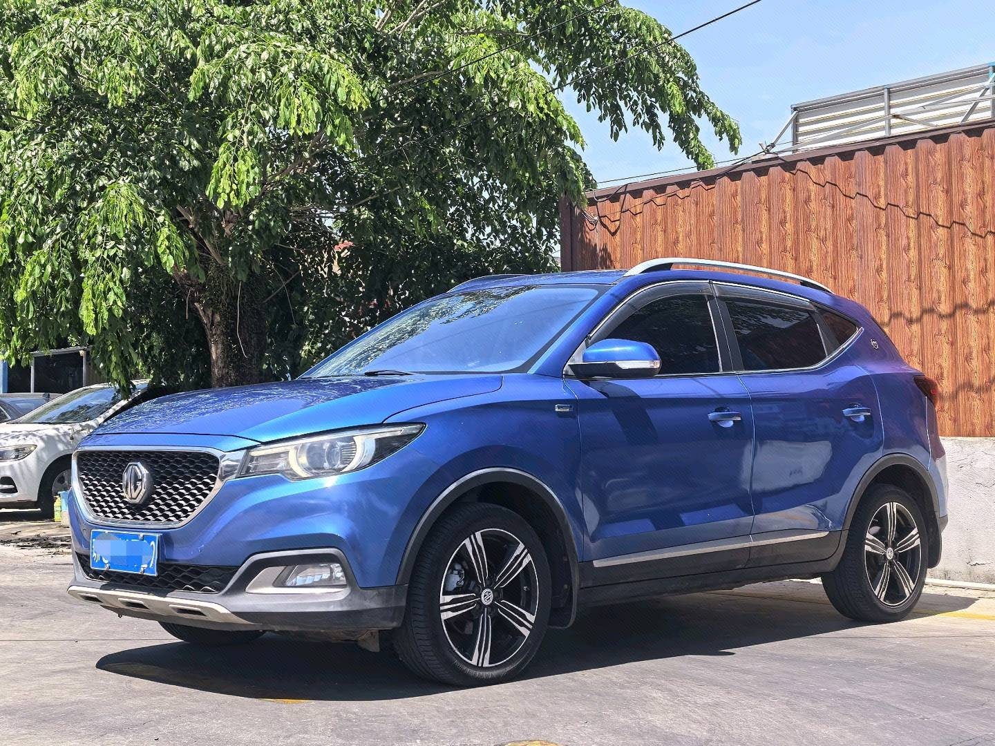 MG ZS 2017 MG ZS 2017 car image