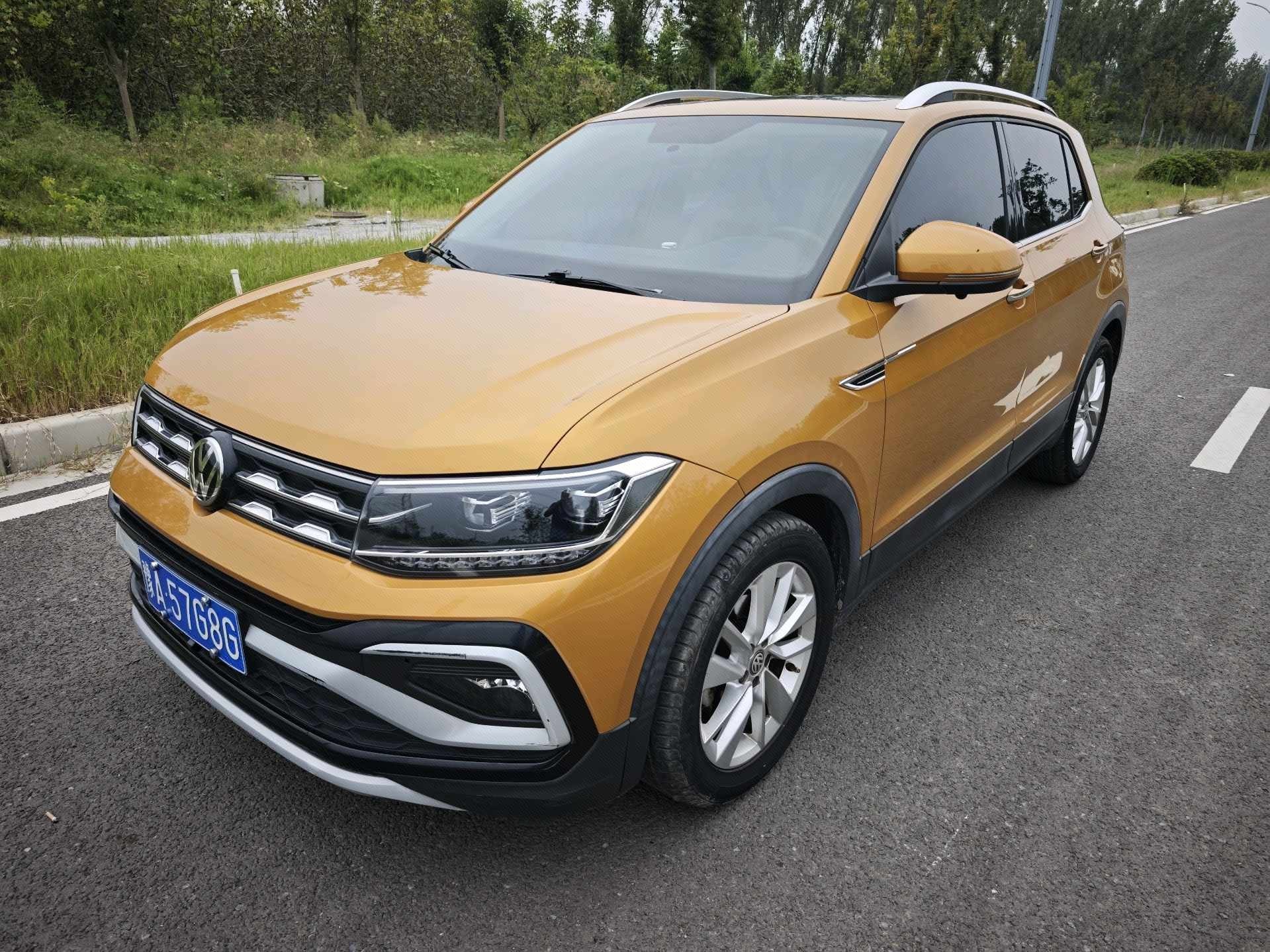 Volkswagen T-Cross 2019 Volkswagen T-Cross 2019 car image