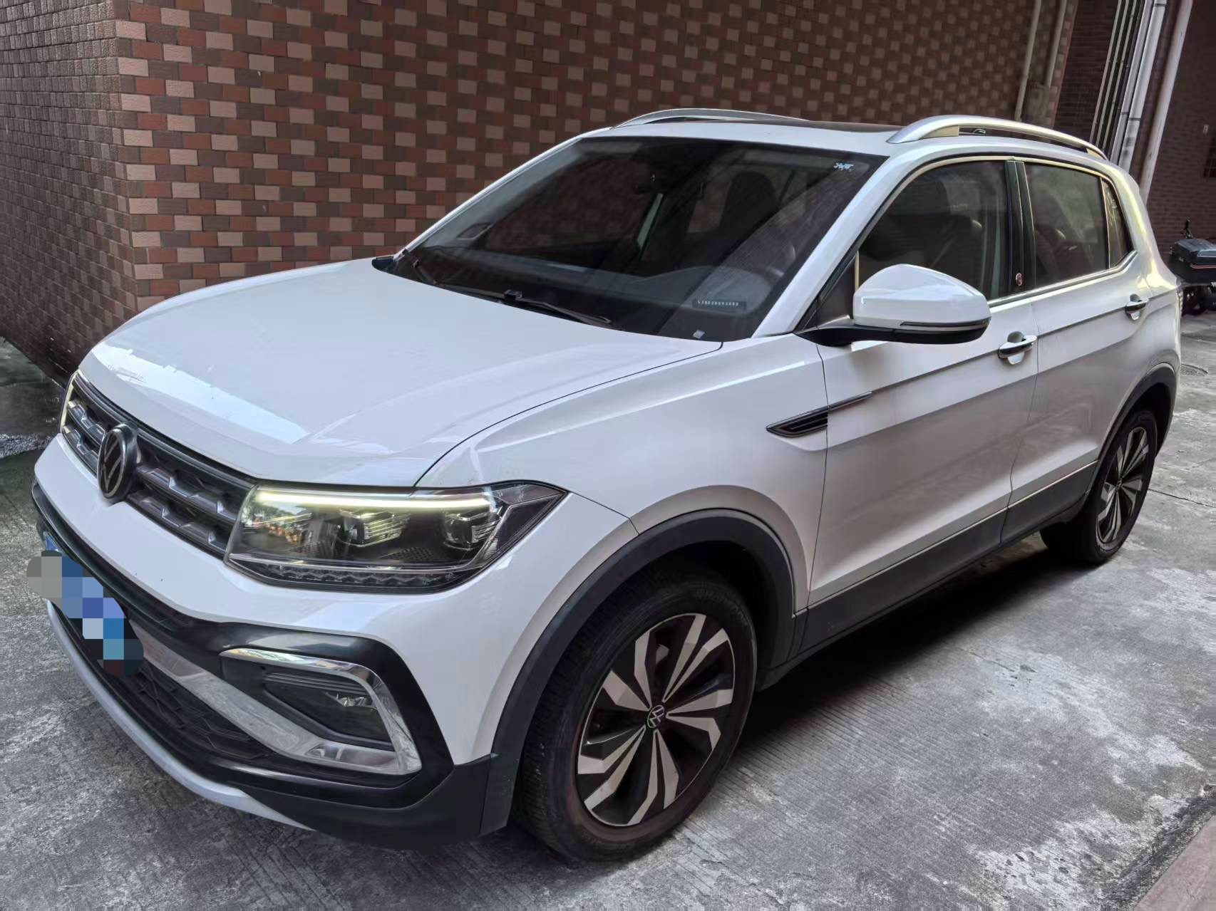 Volkswagen T-Cross 2021 Volkswagen T-Cross 2021 car image