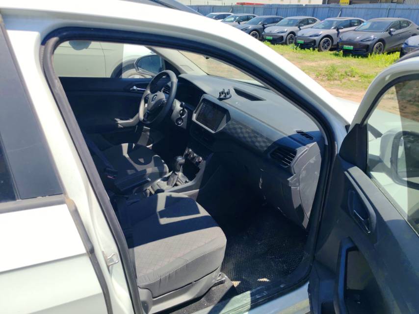 Volkswagen T-Cross 2023 imagem de carro #3