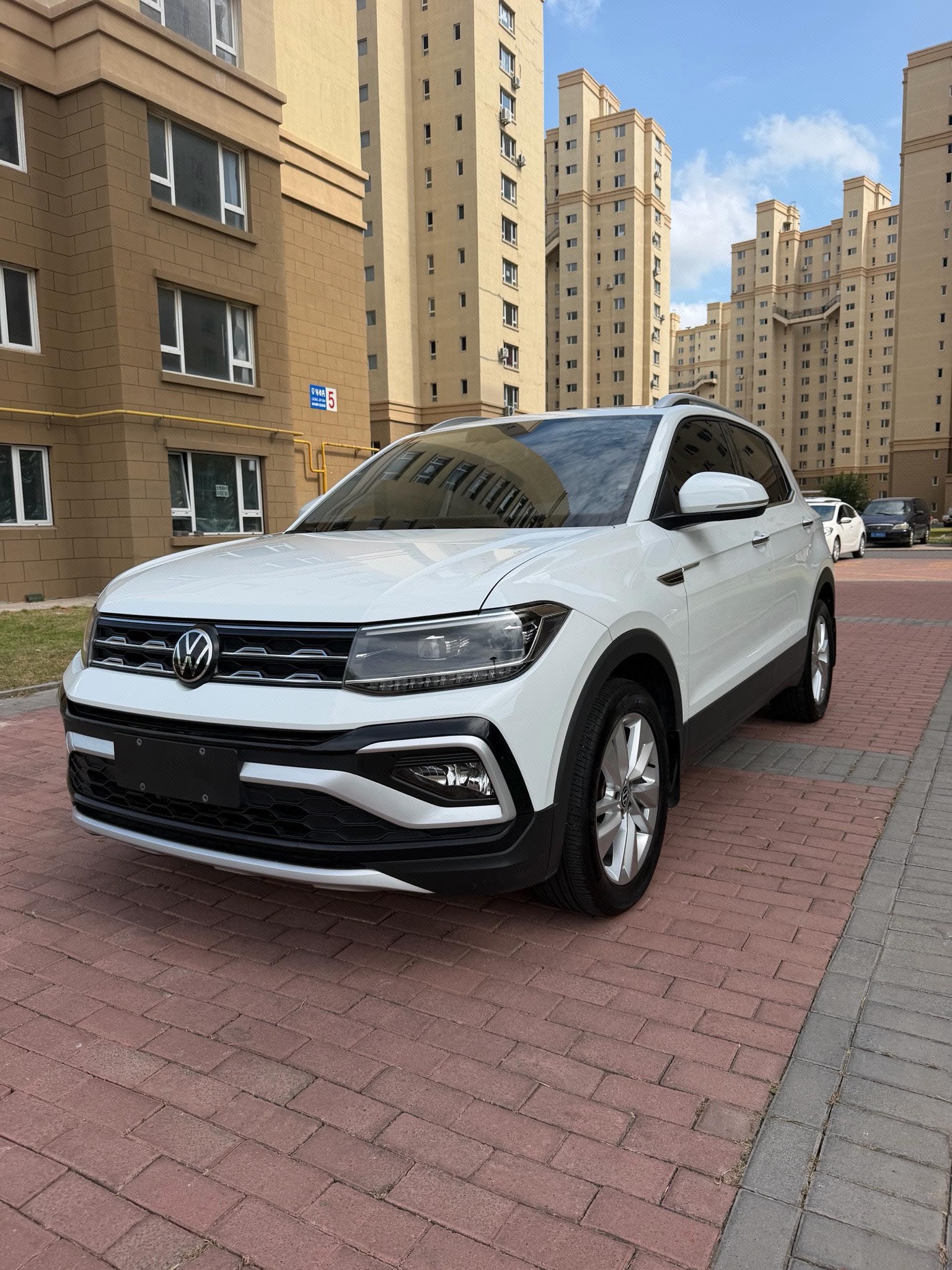 Volkswagen T-Cross 2023 Volkswagen T-Cross 2023 car image