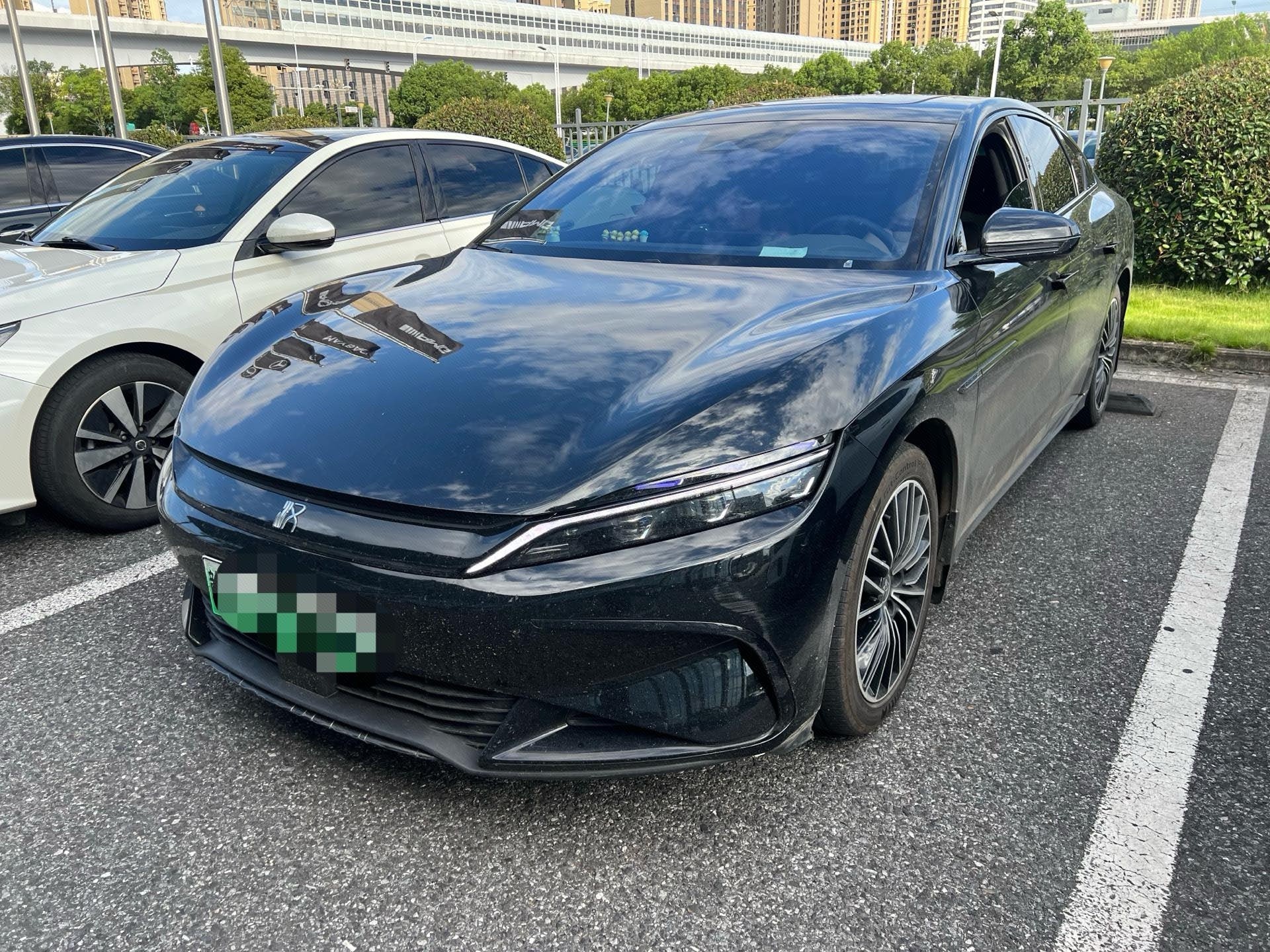 BYD Han 2024 BYD Han 2024 car image