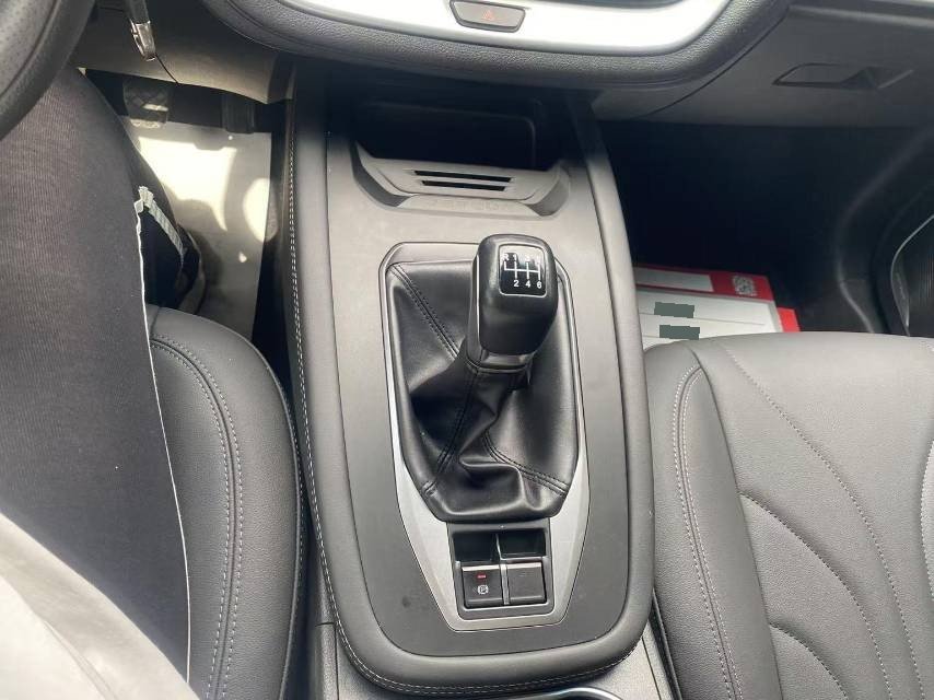 Jetour X70M 2022 #15 Jetour X70M 2022 car image #15