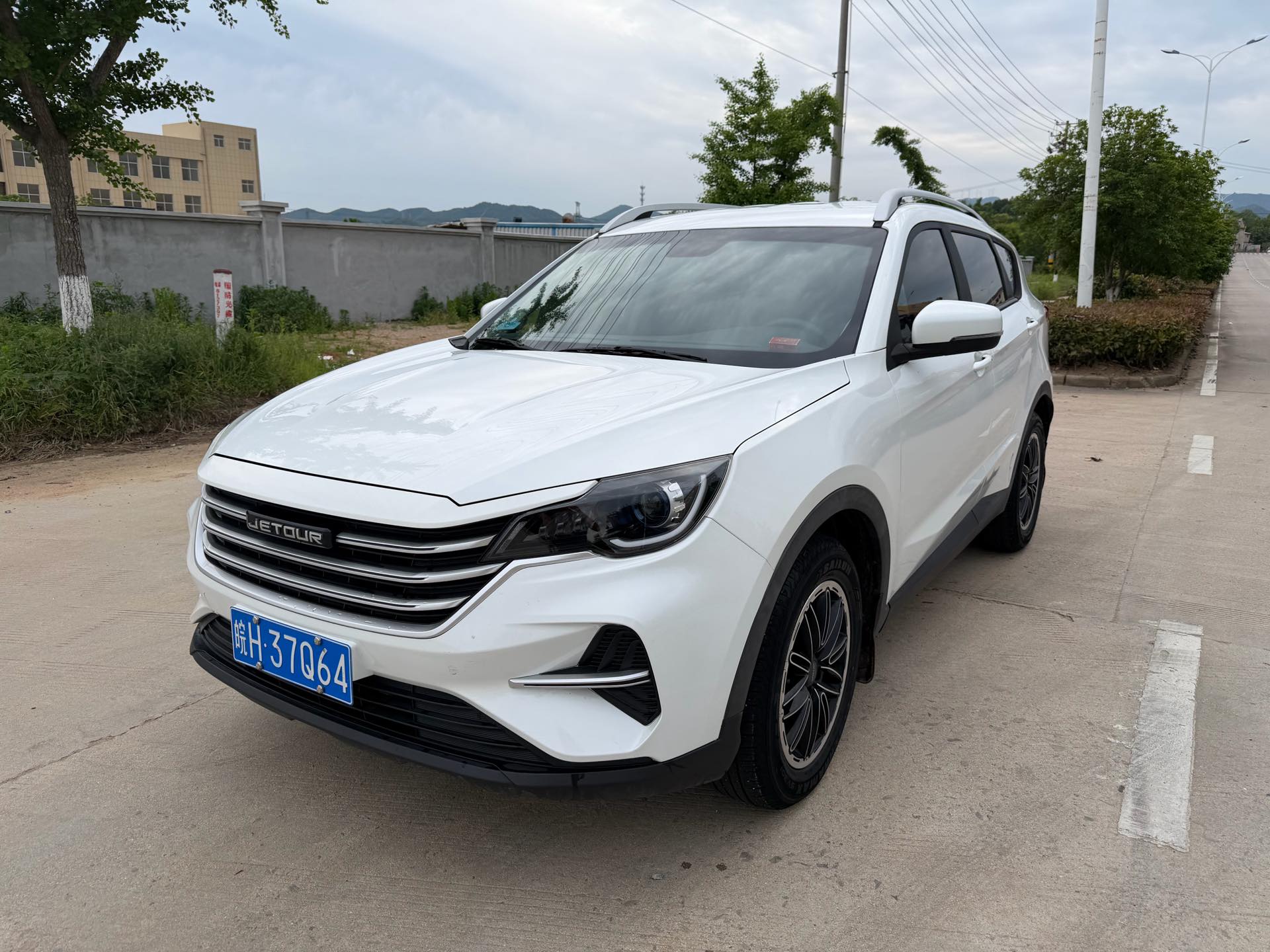 Jetour X70M 2020 Jetour X70M 2020 image de voiture