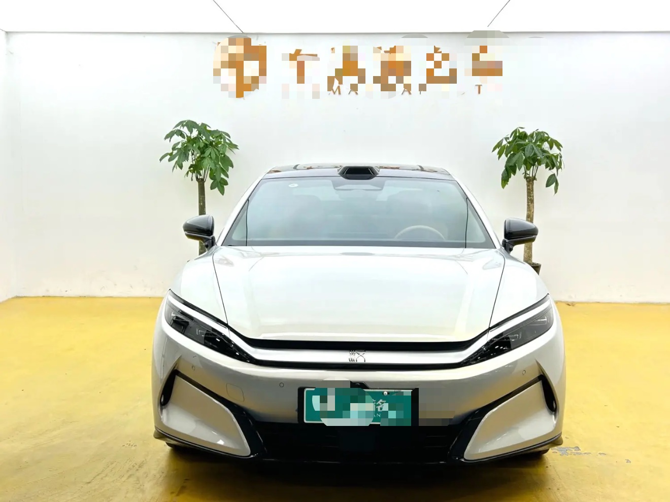 BYD HanL 2025 #2 BYD HanL 2025 car image #2