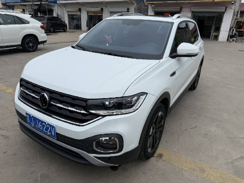 2024 2024 immagine di auto