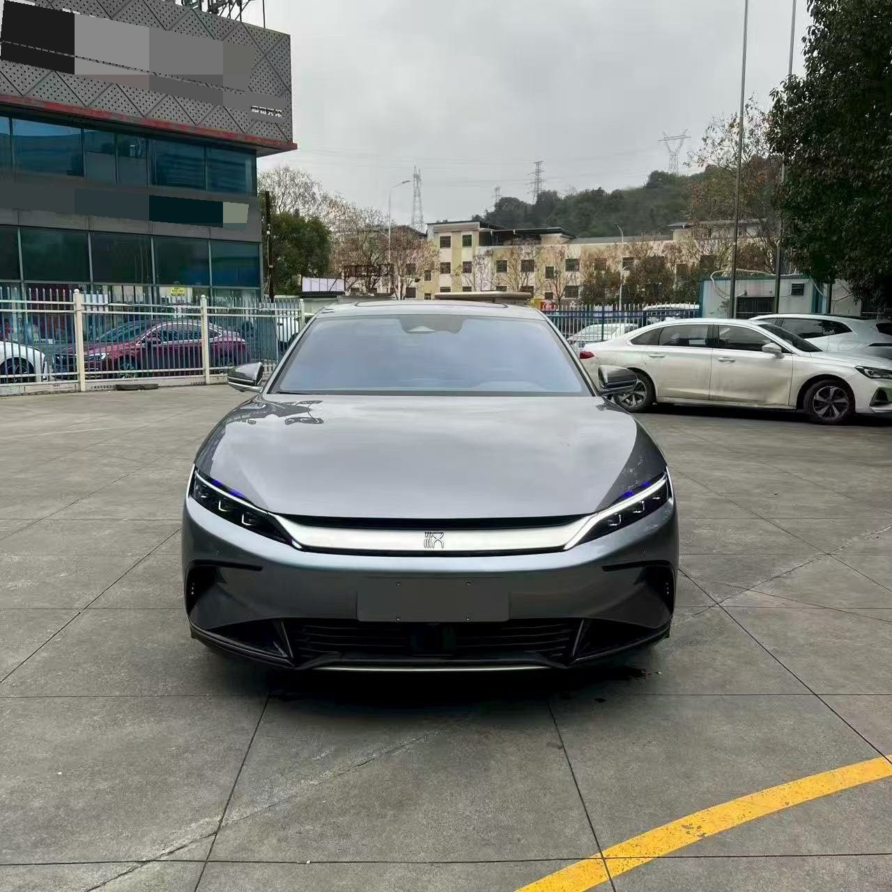 BYD Han 2023 car image #3