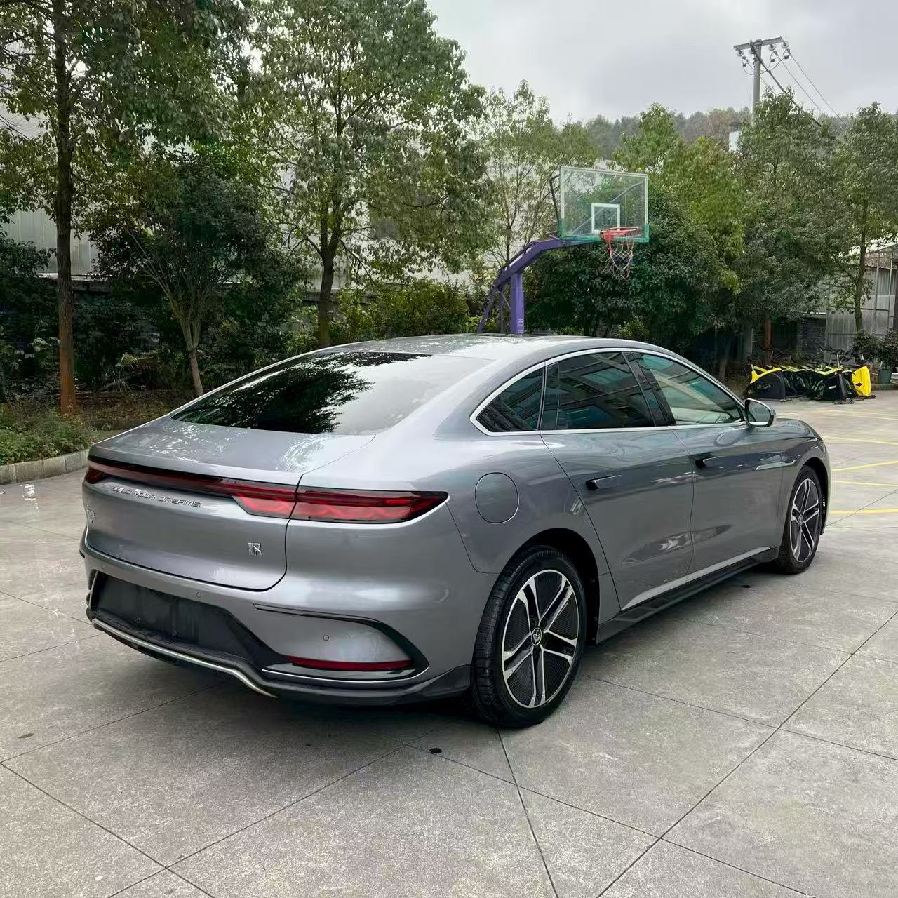 BYD Han 2023 car image #7